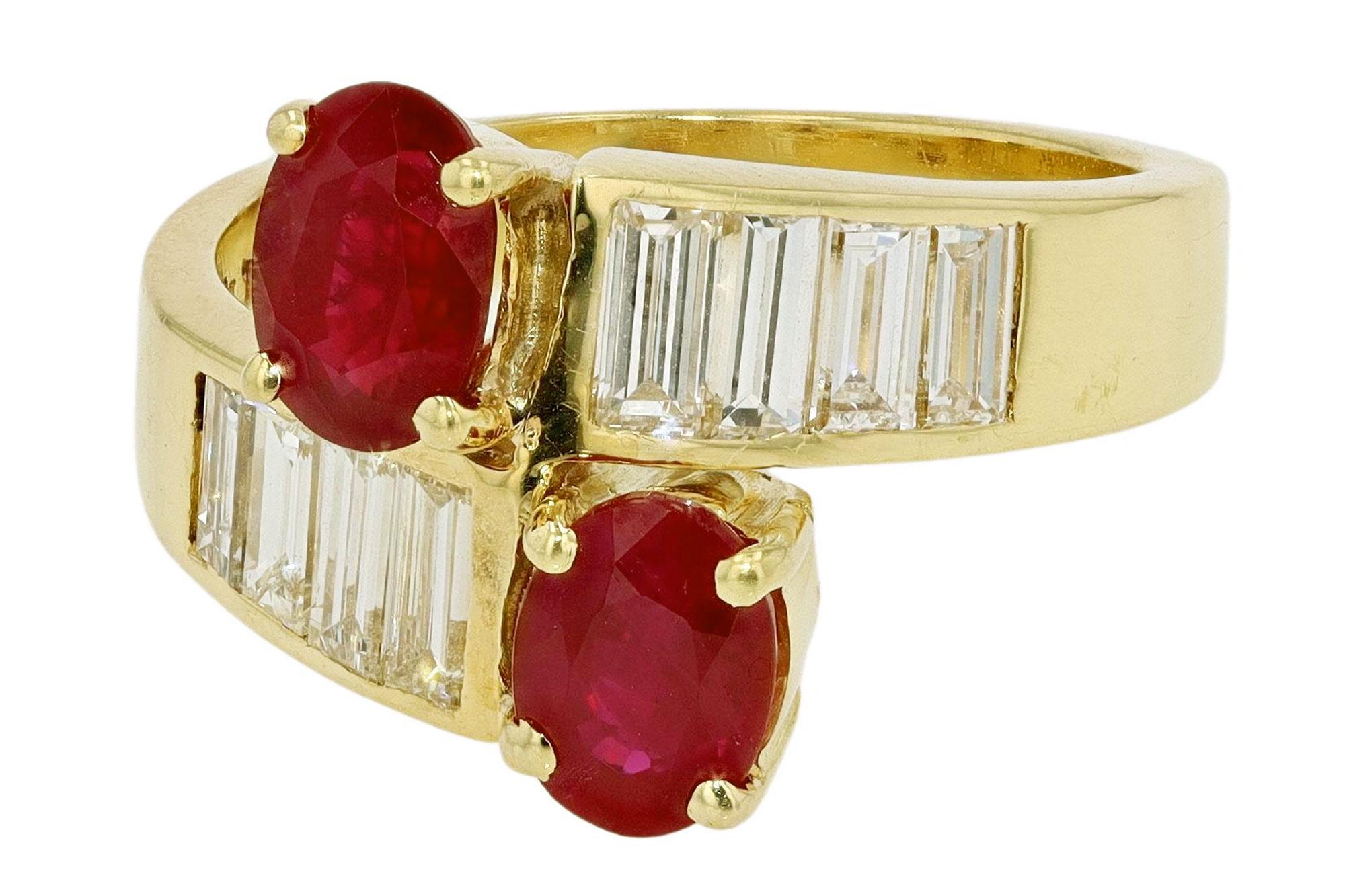 2 Stone Toi Et Moi Diamond & Ruby Engagement Ring In Good Condition For Sale In Santa Barbara, CA