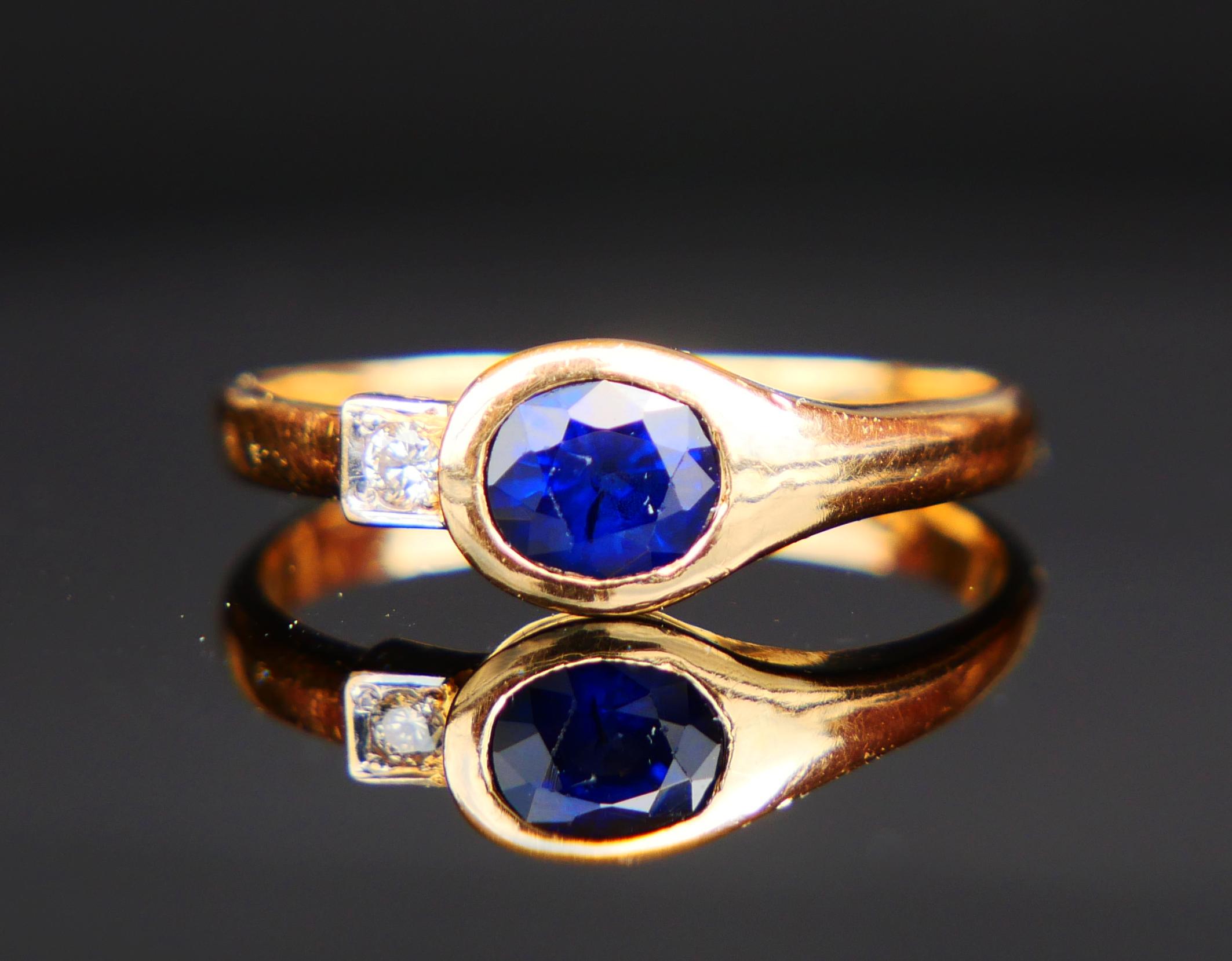 Art Deco 2 stones Ring natural 0.6 Sapphire Diamond solid 18K Gold Platinum Ø US6 / 2.3 g For Sale