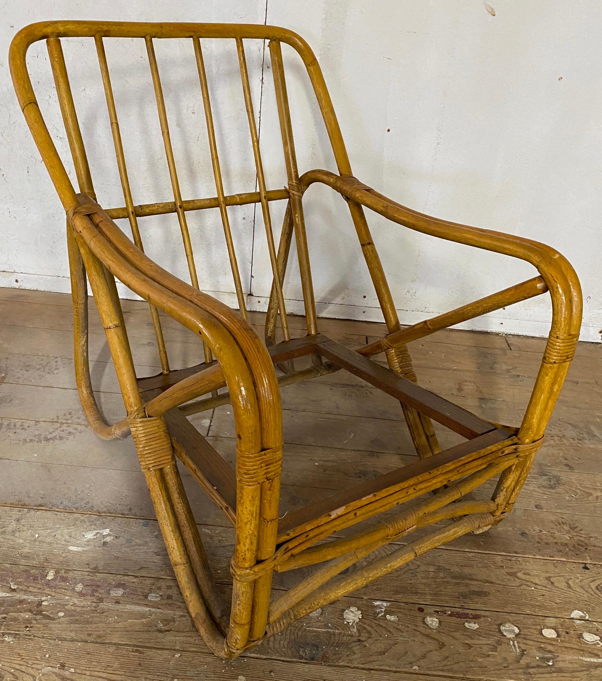 2-Strand Pretzel Shape Arm Rattan Lounge Chair In Good Condition For Sale In Sheffield, MA