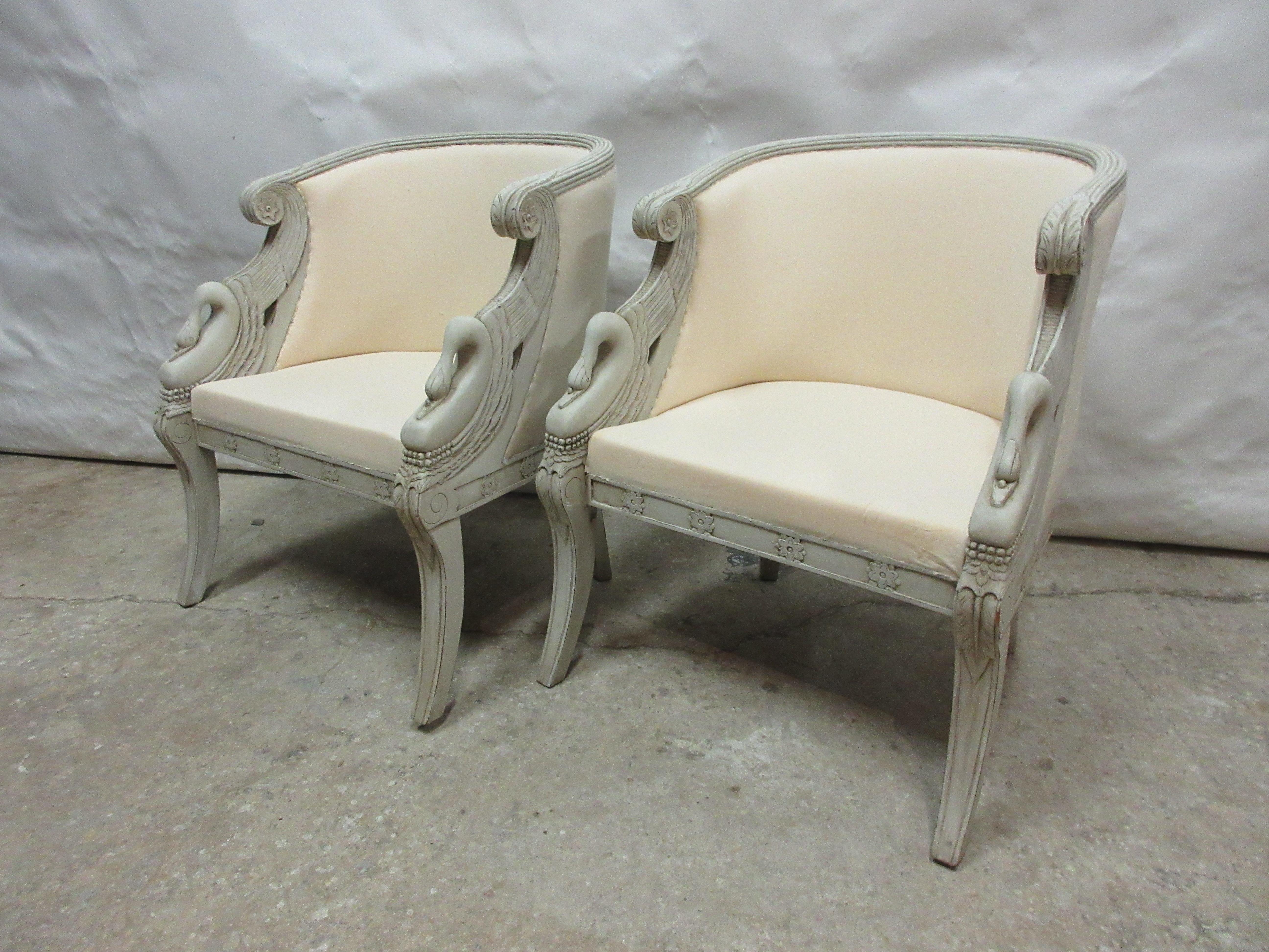 Mid-20th Century 2 Swan Berger Chairs For Sale