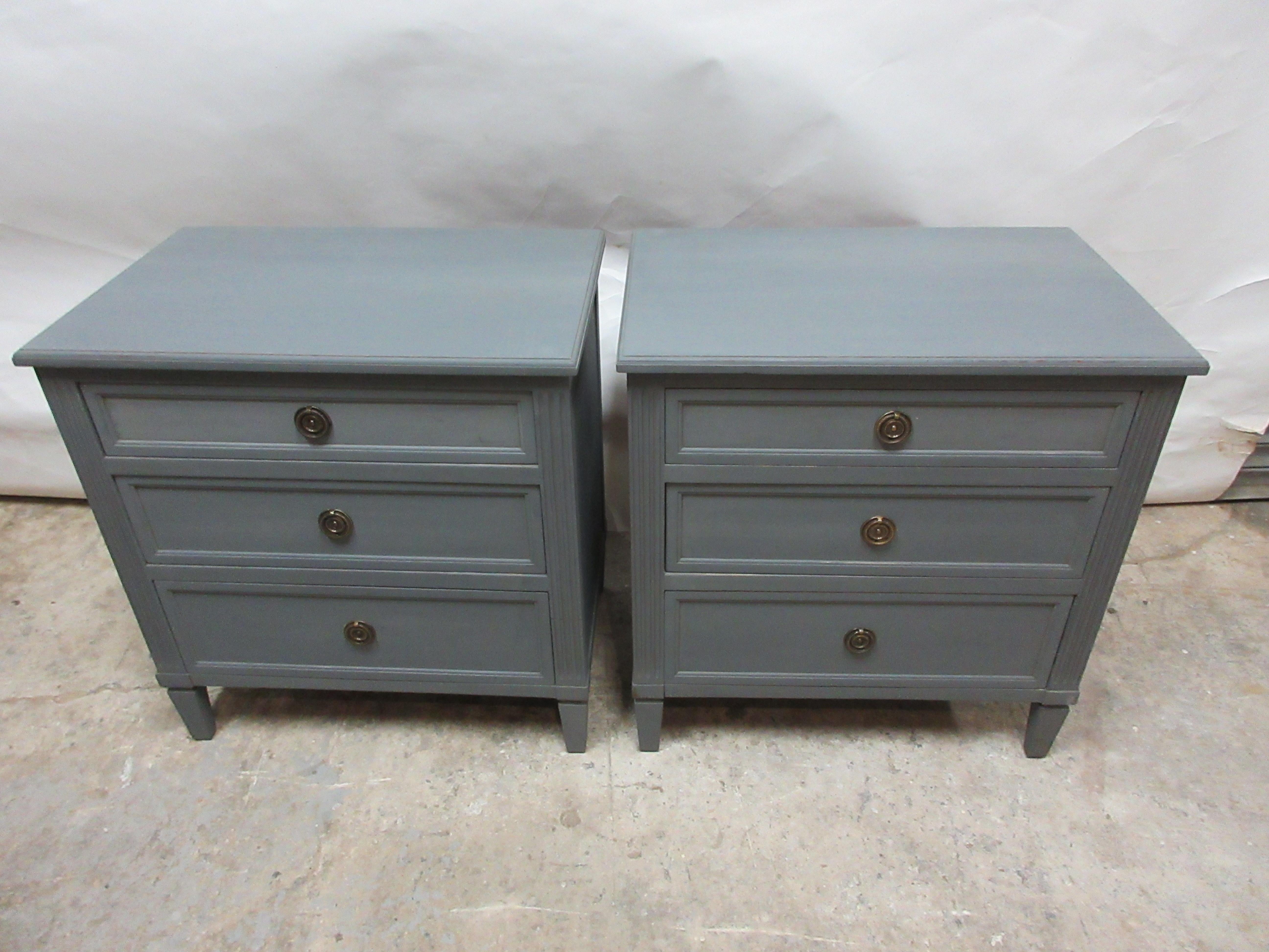 2 Swedish Gustavian Chest of Drawers In Good Condition In Hollywood, FL