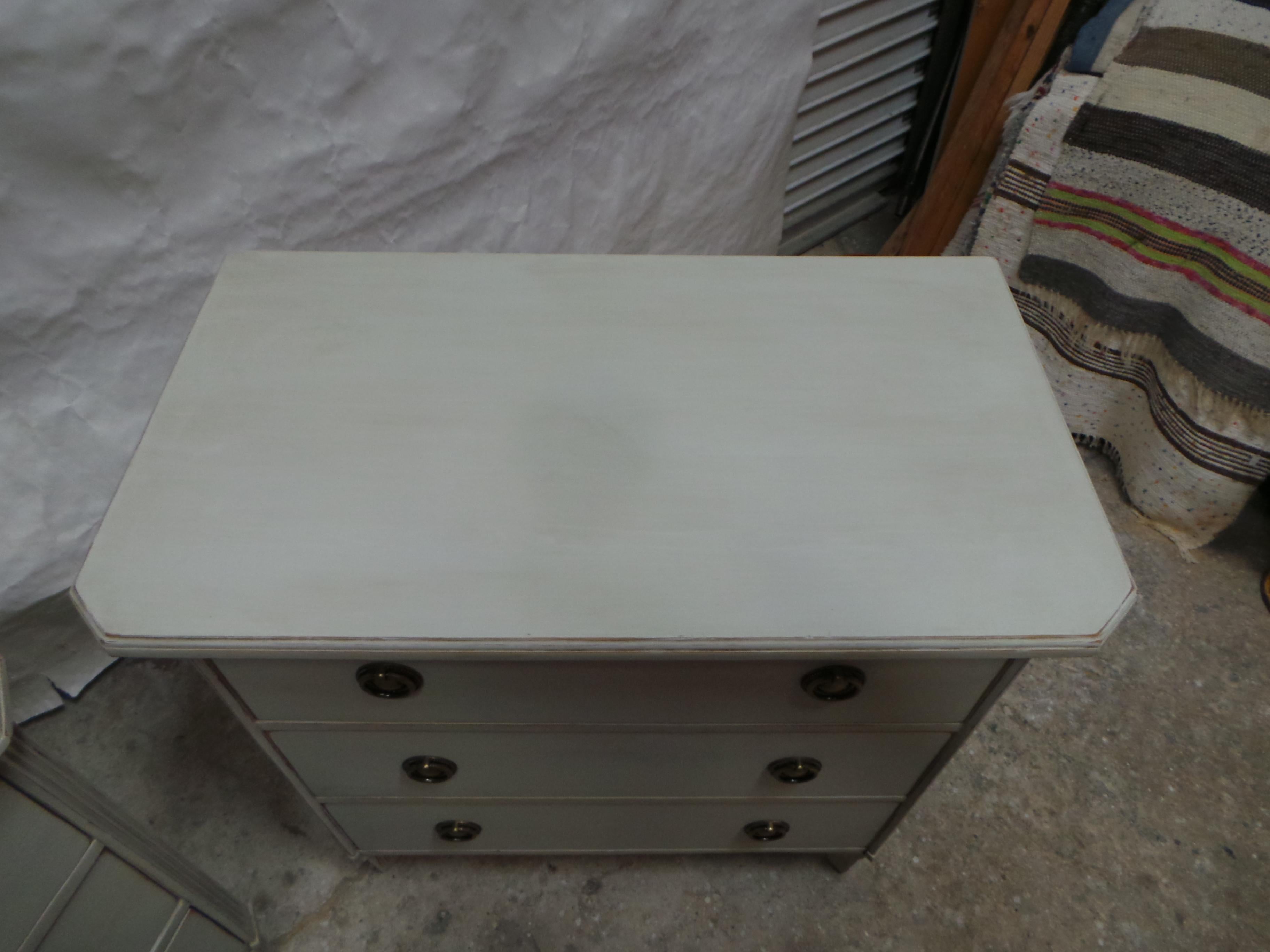 2 Swedish Gustavian Style 3 Drawer Chest Of Drawers For Sale 9