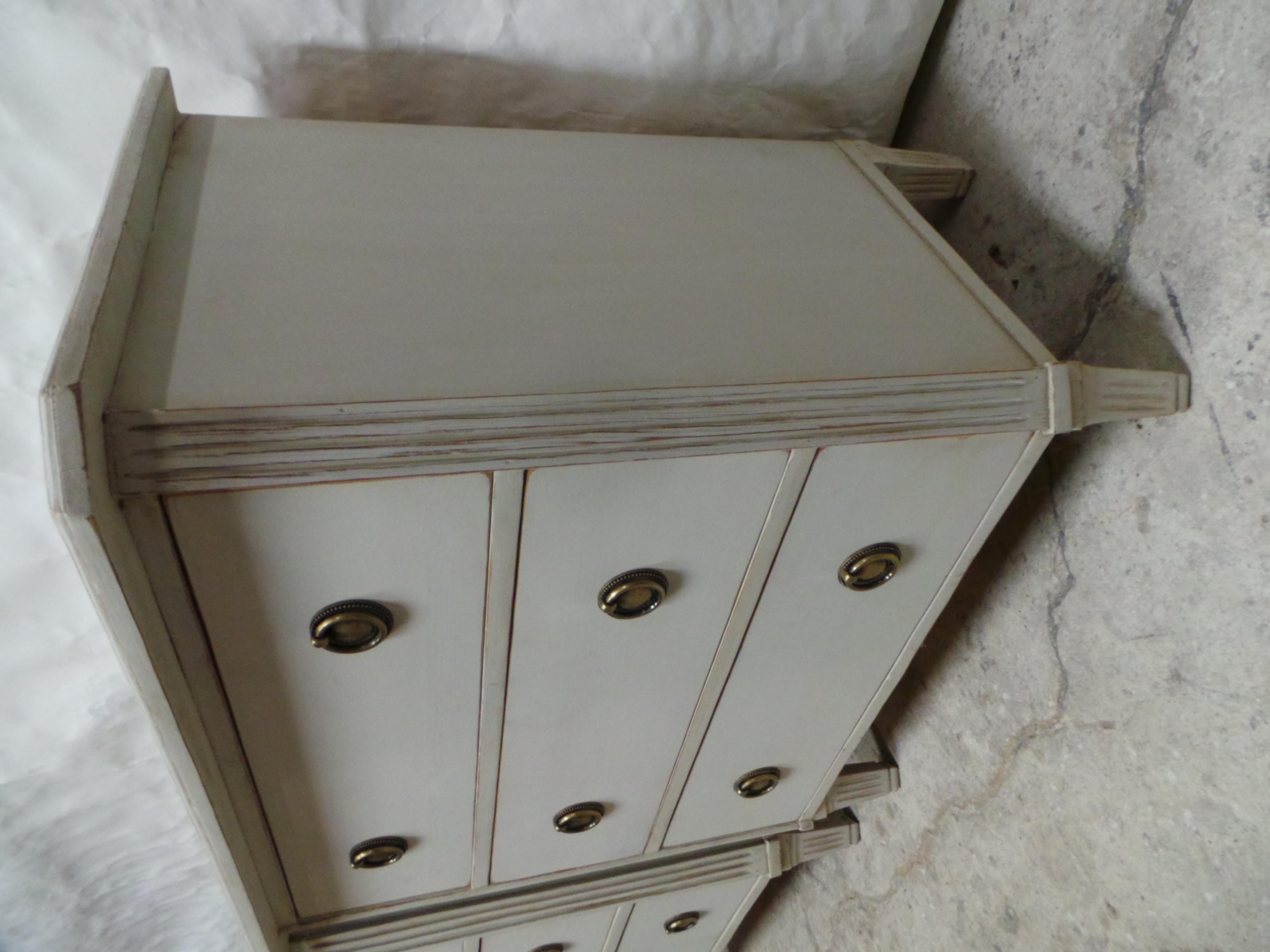 2 Swedish Gustavian Style 3 Drawer Chest Of Drawers For Sale 1