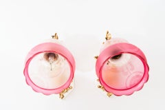 2 appliques historiques pivotantes en bronze avec abat-jour en verre vienne vers 1890