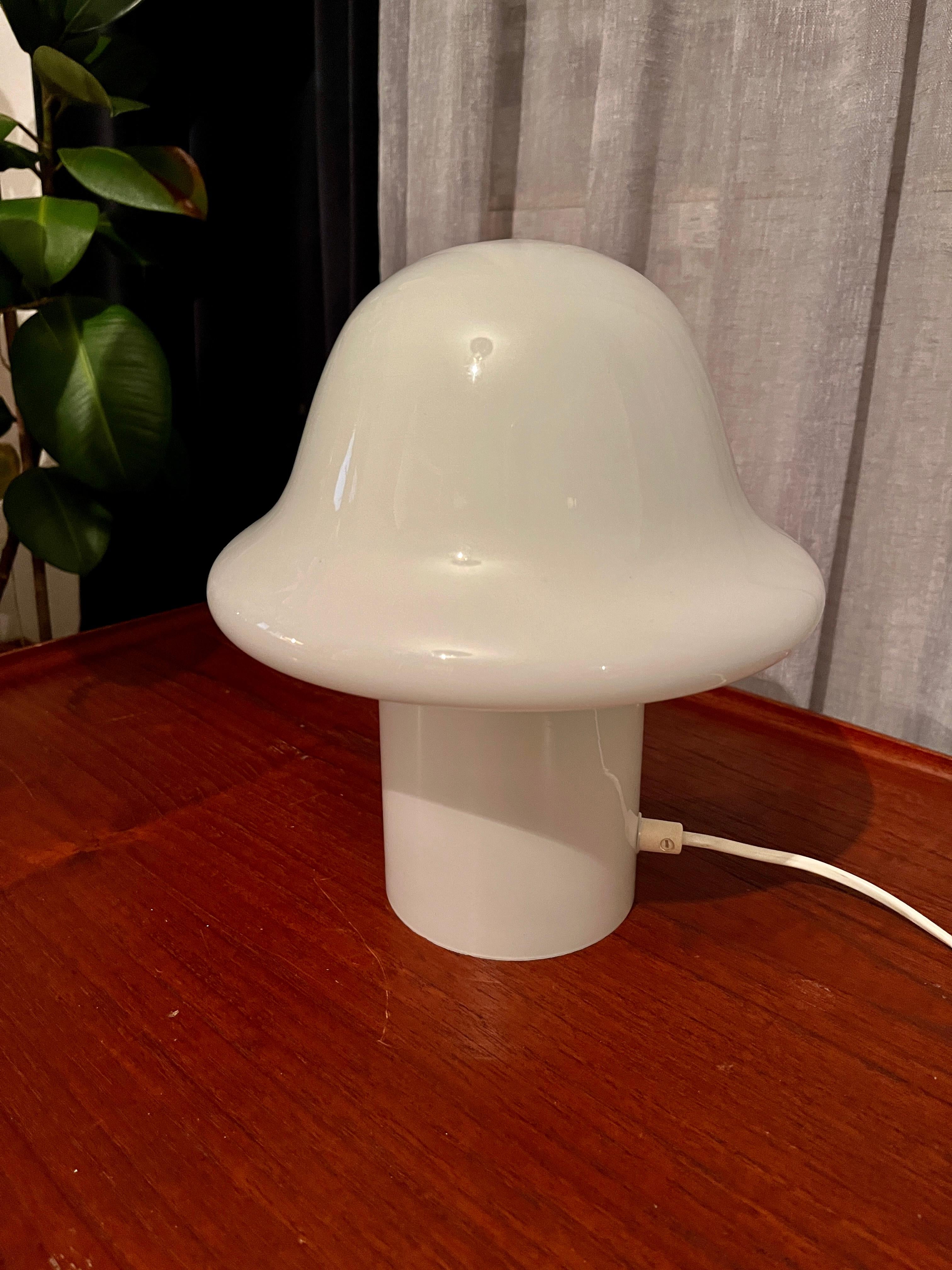 2 lampes de table de Peill & Putzer en vente 1