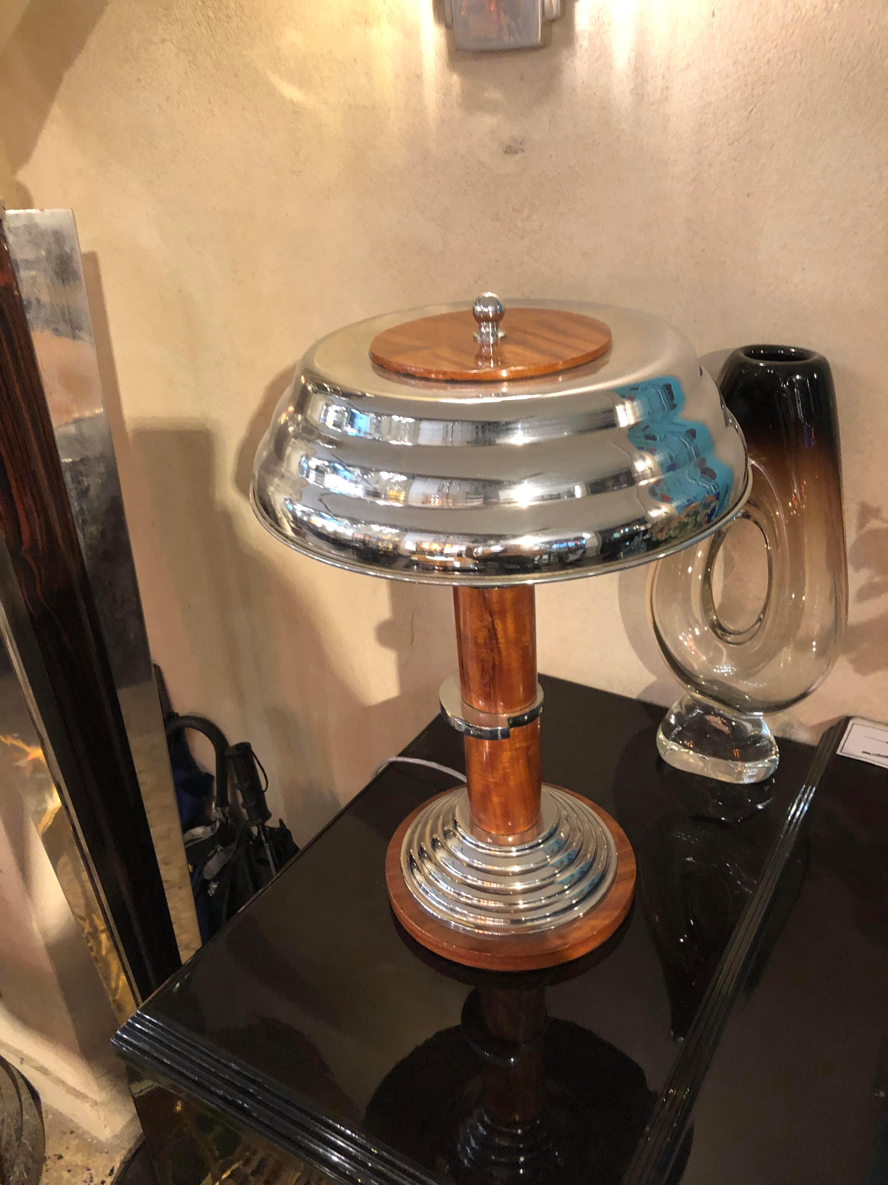 2 tables lamps Art deco

Material: wood and Chrome 
Style: Art Deco
Country: France
To take care of your property and the lives of our customers, the new wiring has been done.
If you want to live in the golden years, this is the table lamps that