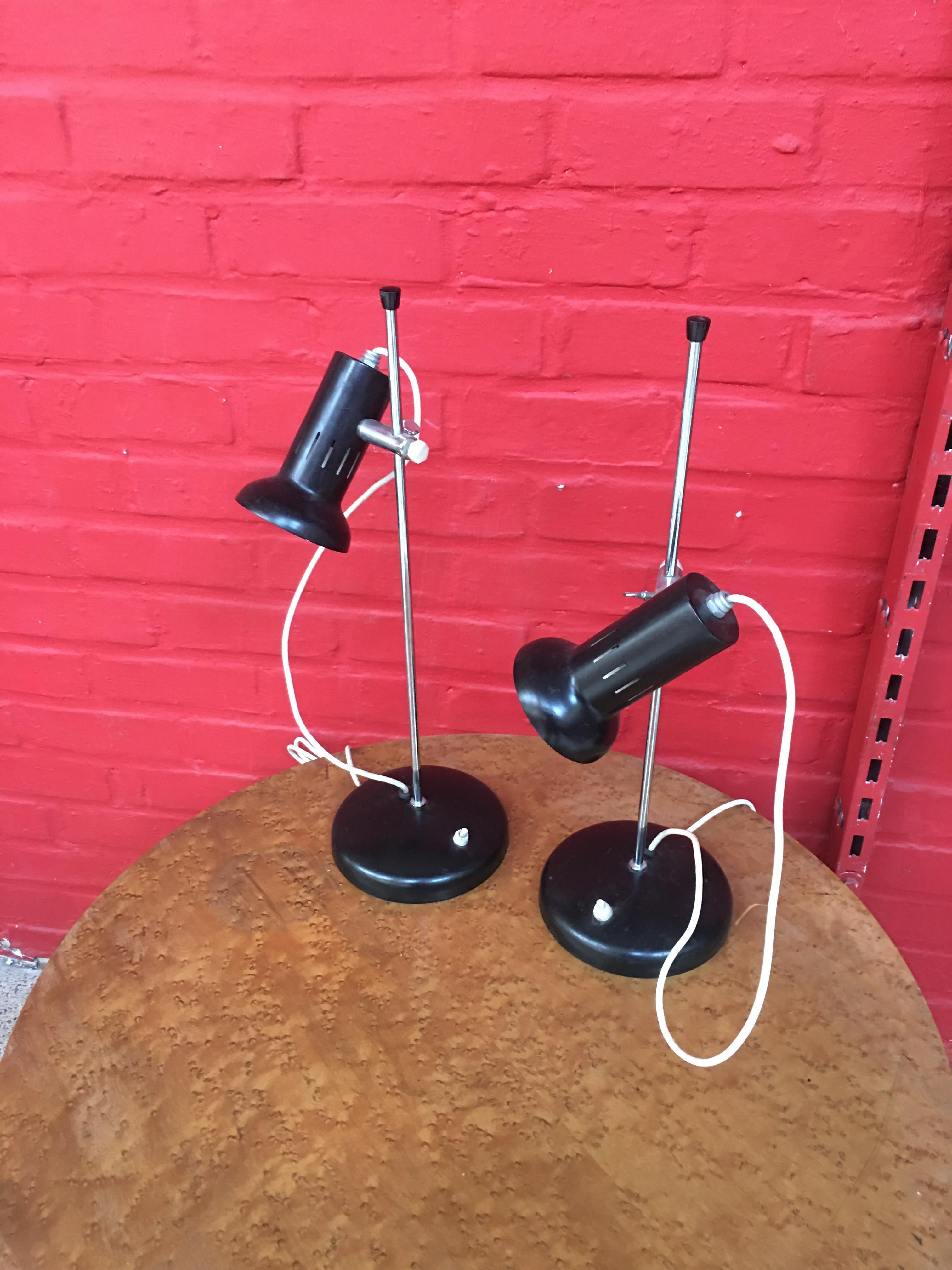 Mid-Century Modern 2 Table Lamps in Lacquered Metal and Chrome, circa 1950-1960 For Sale