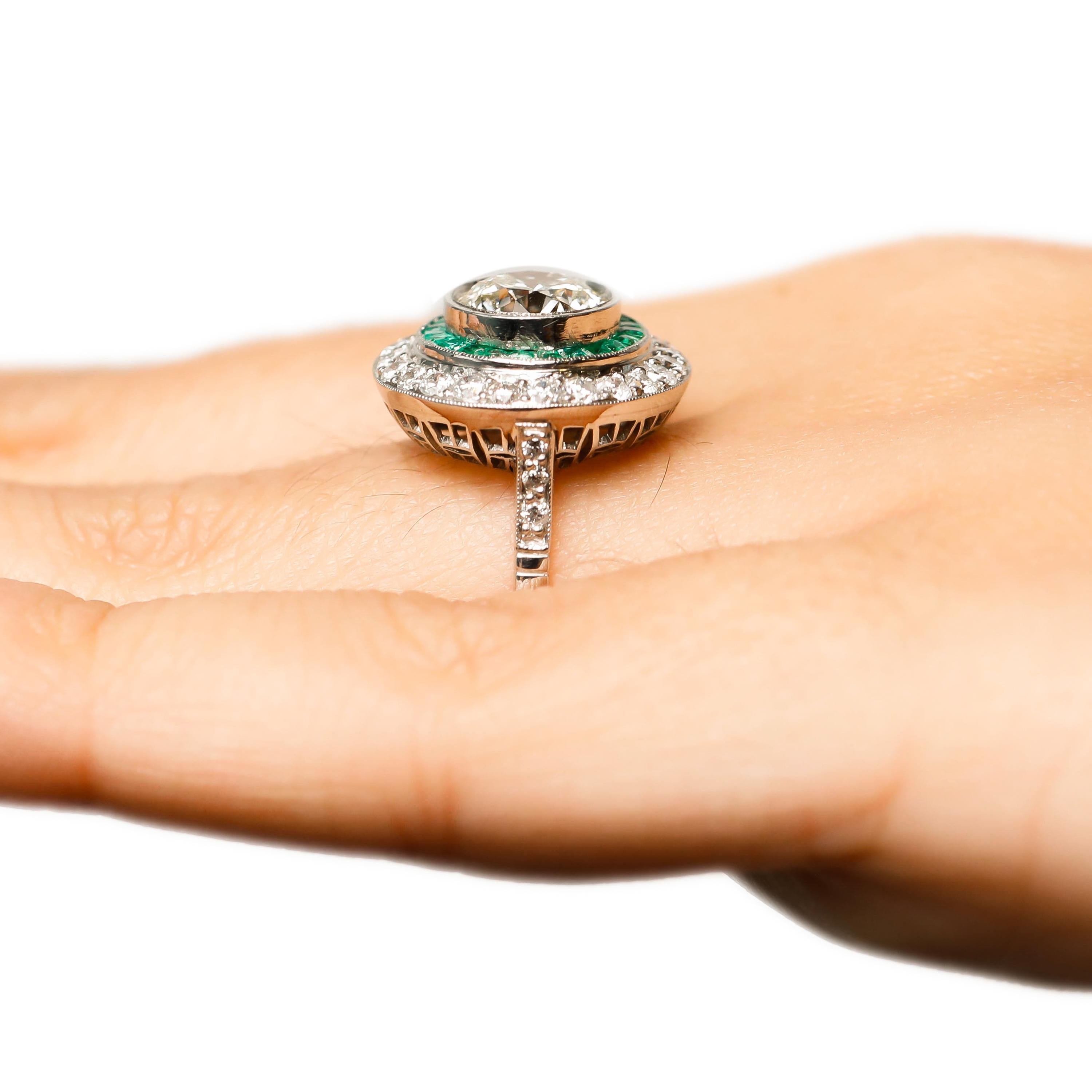 emerald diamond with halo