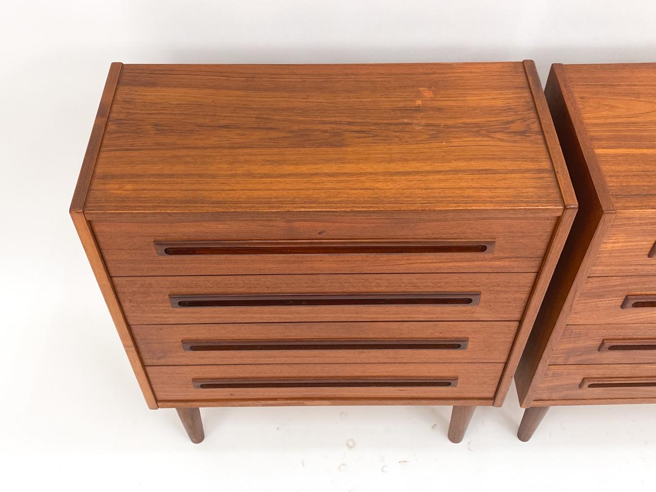 Teak (2) Cassettiera in teak di Kofod Larsen, anni '60 circa in vendita