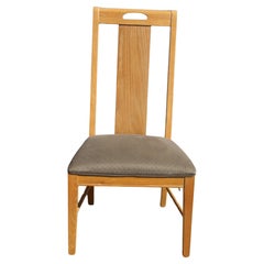 2 Thomasville Furniture Oak Dining Chairs