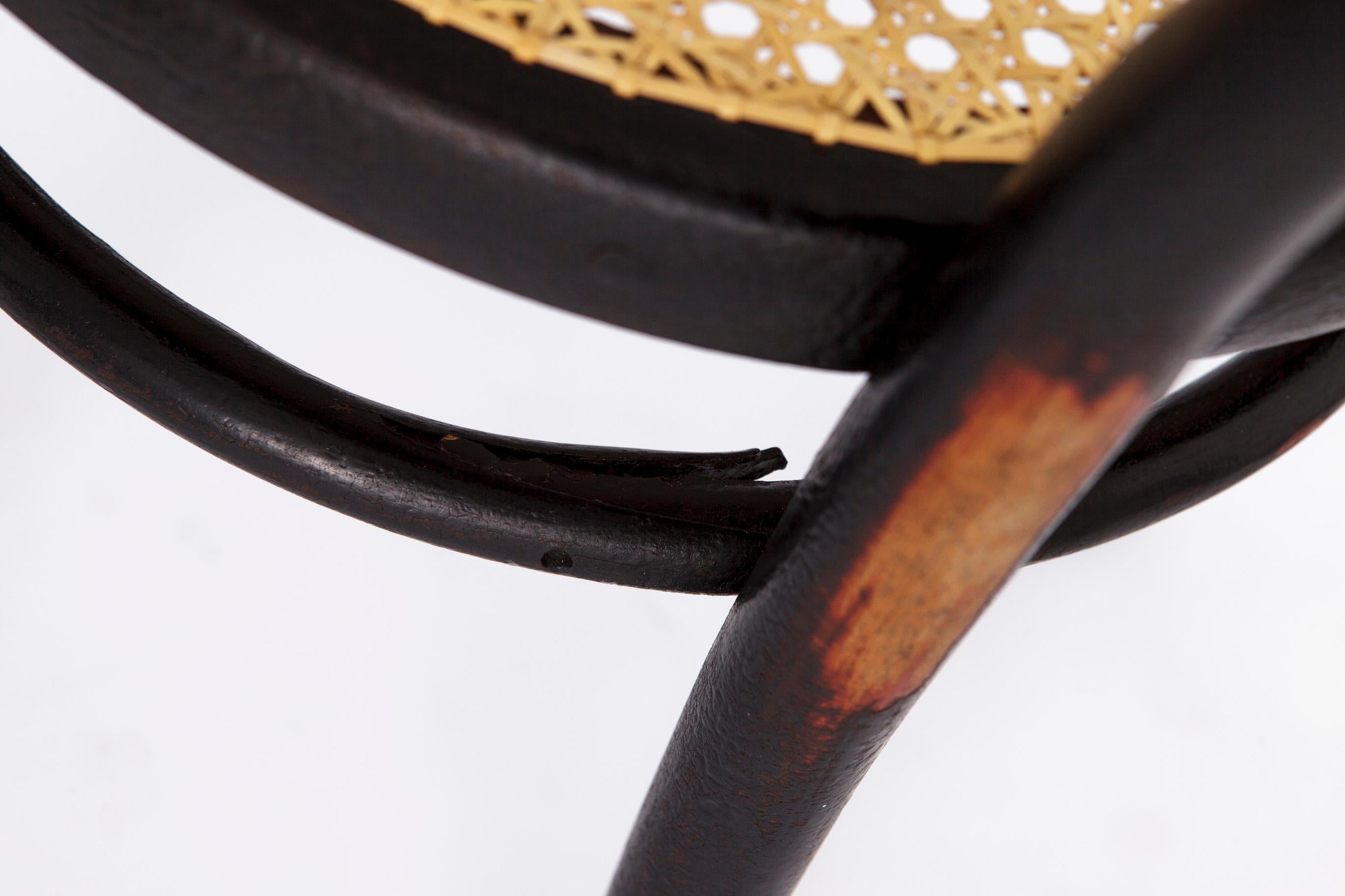 2 sedie Thonet n. 20, anni '30-'40 circa in vendita 1