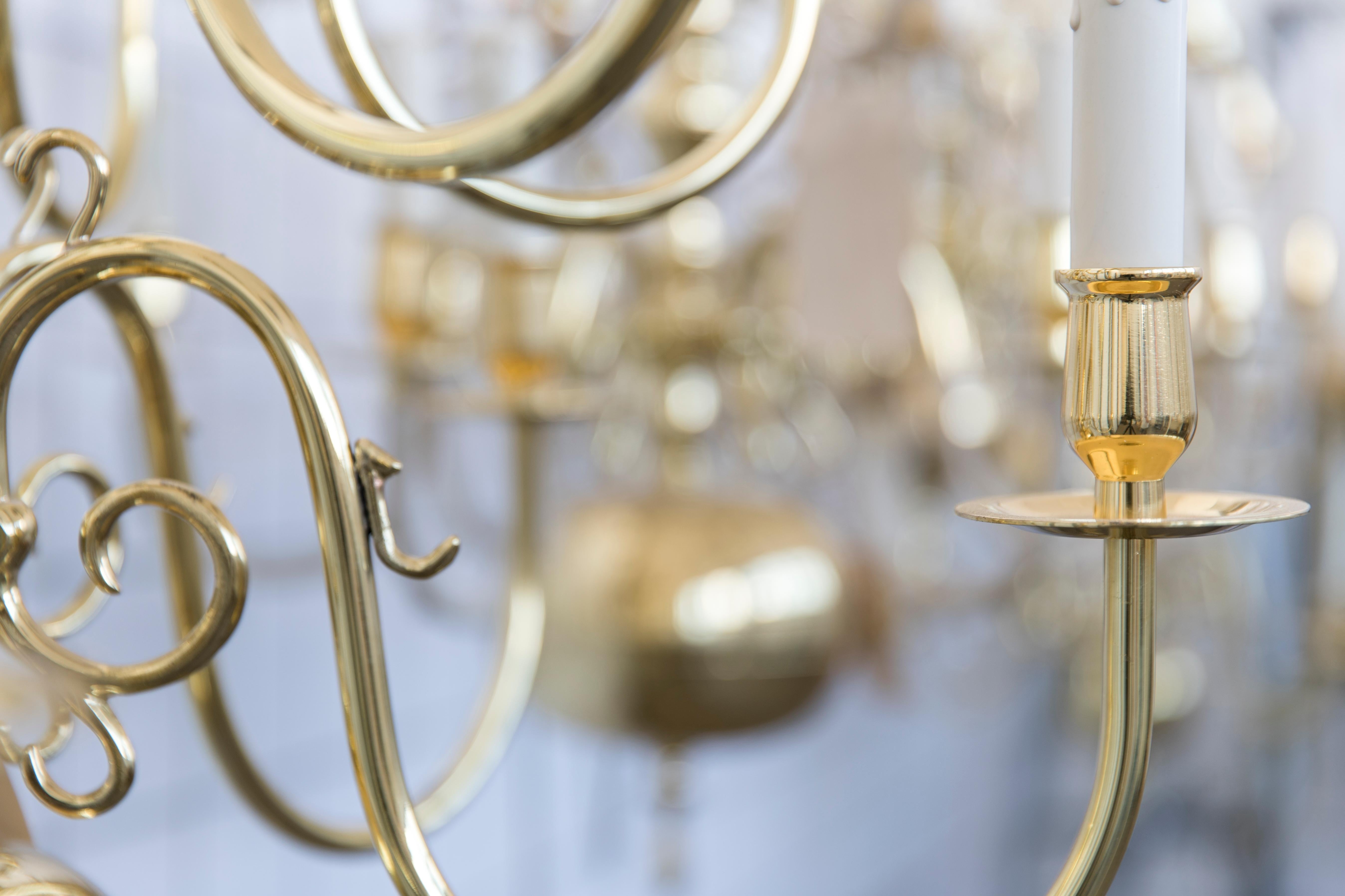 Lustre hollandais à 2 étages en laiton, modèle électrique du 19ème siècle, avec 18 Lights H100xW100 en vente 4