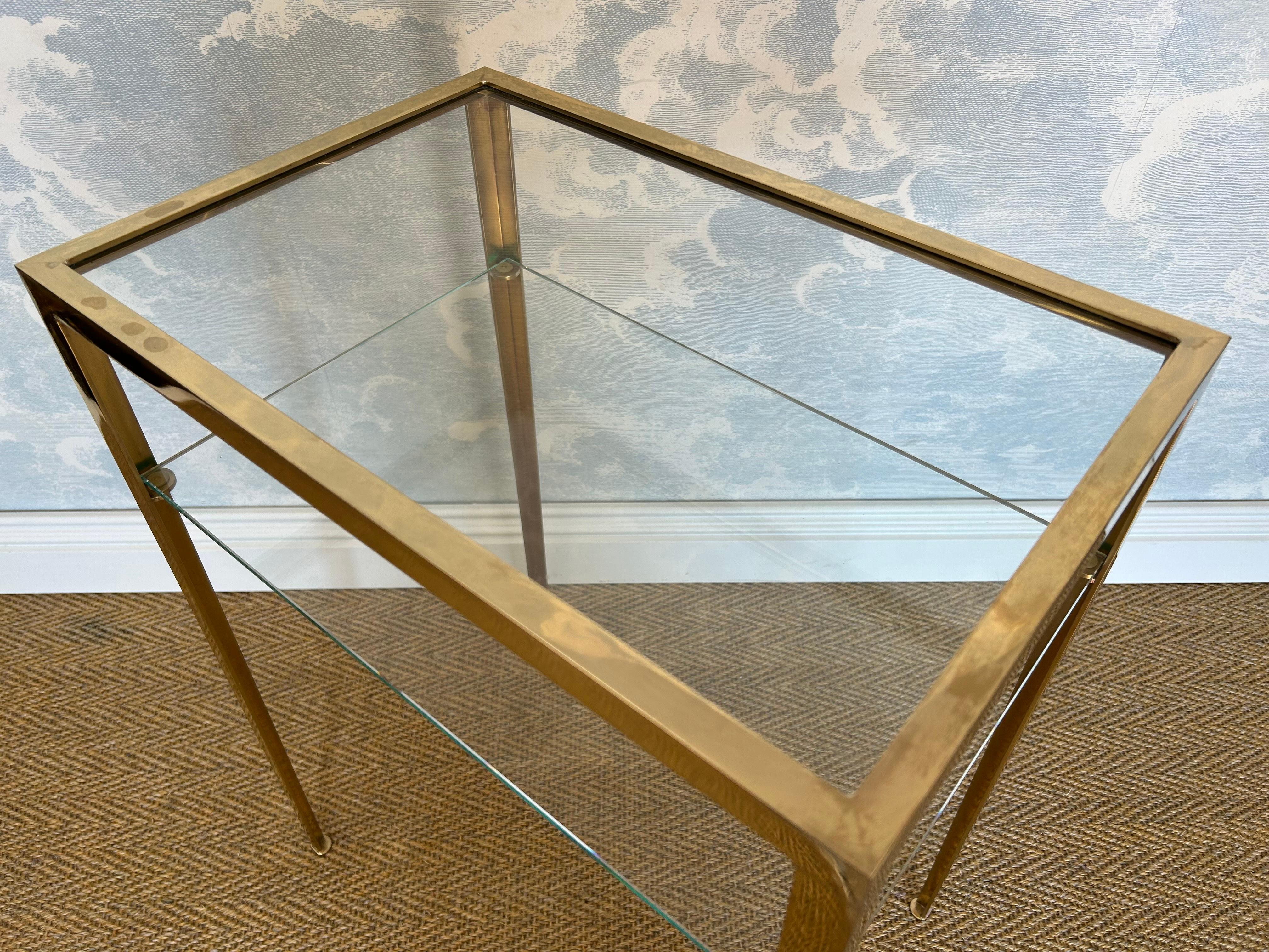 Mid-Century Modern 2-Tiered Brass Side Table by Vereinigte Werkstätten, Germany 1960's For Sale