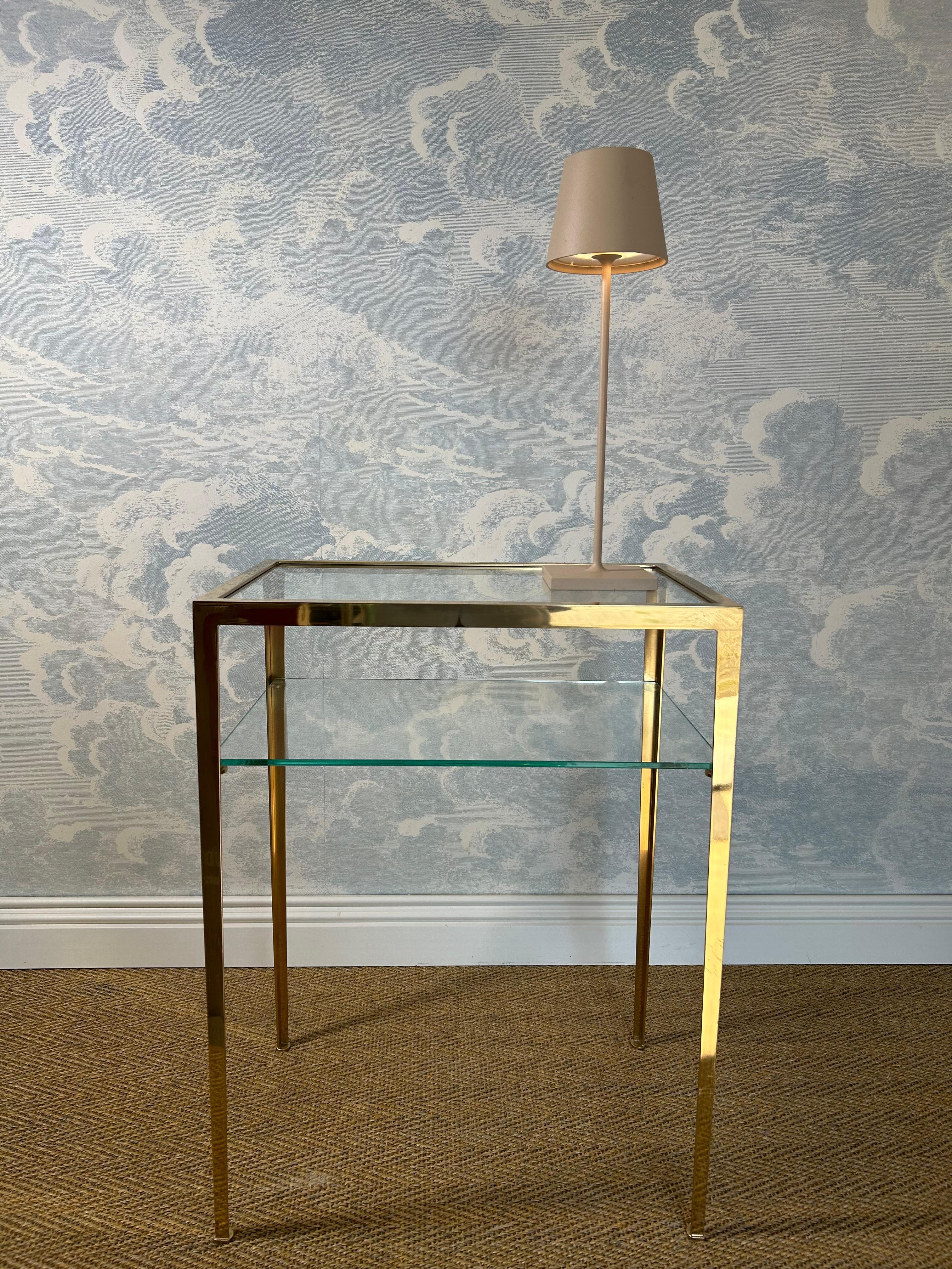 2-Tiered Brass Side Table by Vereinigte Werkstätten, Germany 1960's For Sale 2