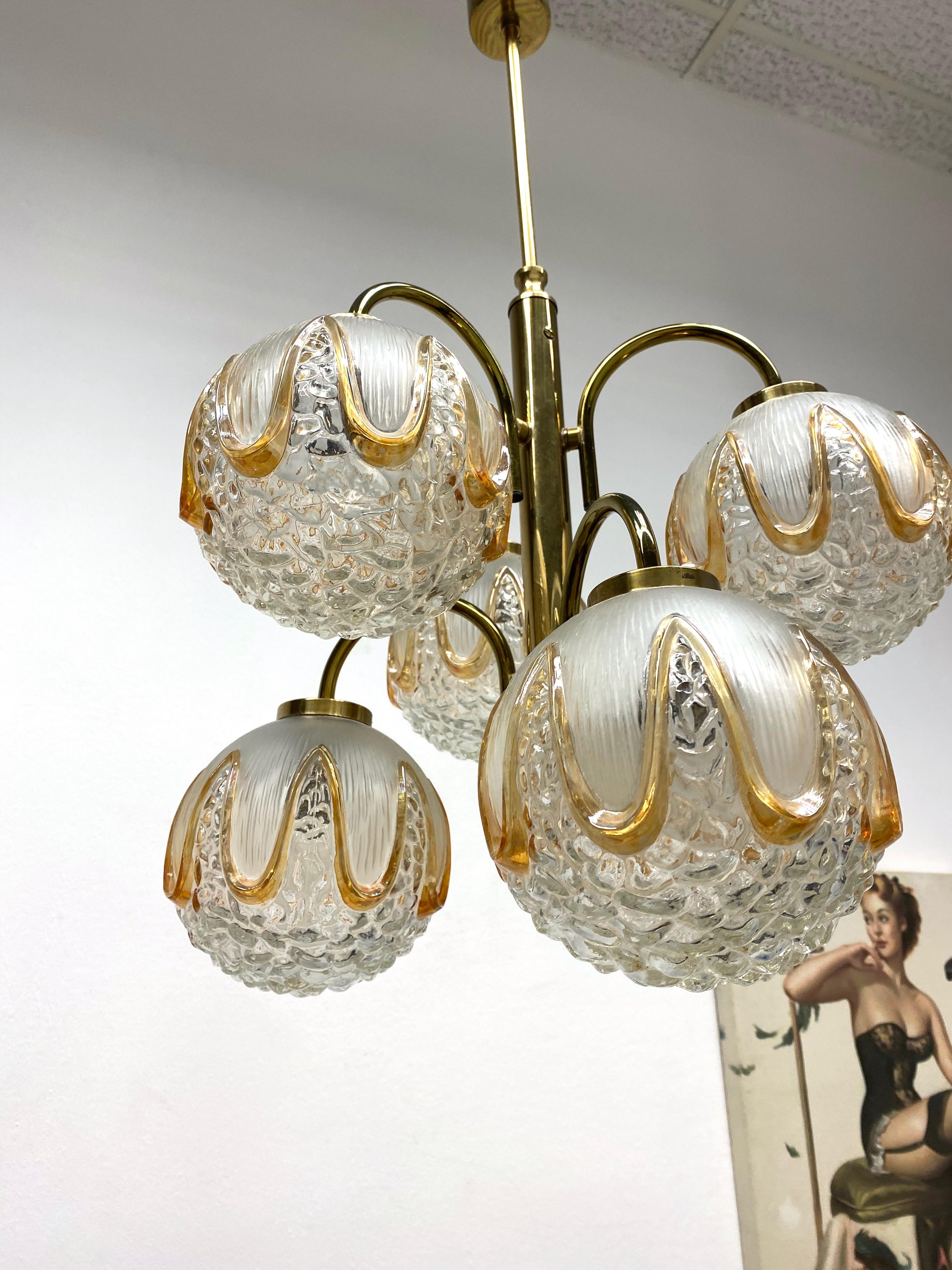 2-Tiered Richard Essig 6-Arm Biomorphic Glass Chandelier, 1970s, Germany In Good Condition For Sale In Nuernberg, DE