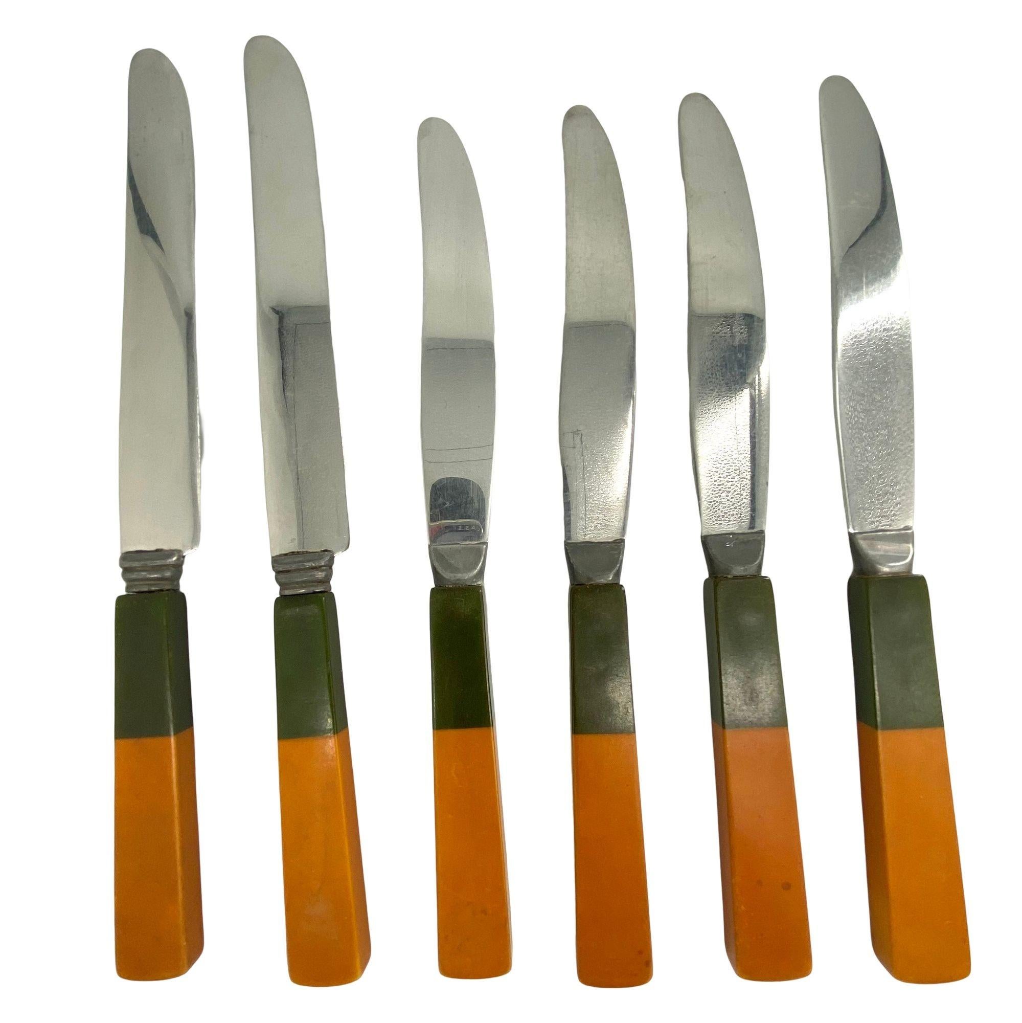 Couverts en acier inoxydable bakélite 2 tons caramel, rouge, vert 34 pièces en vente 1