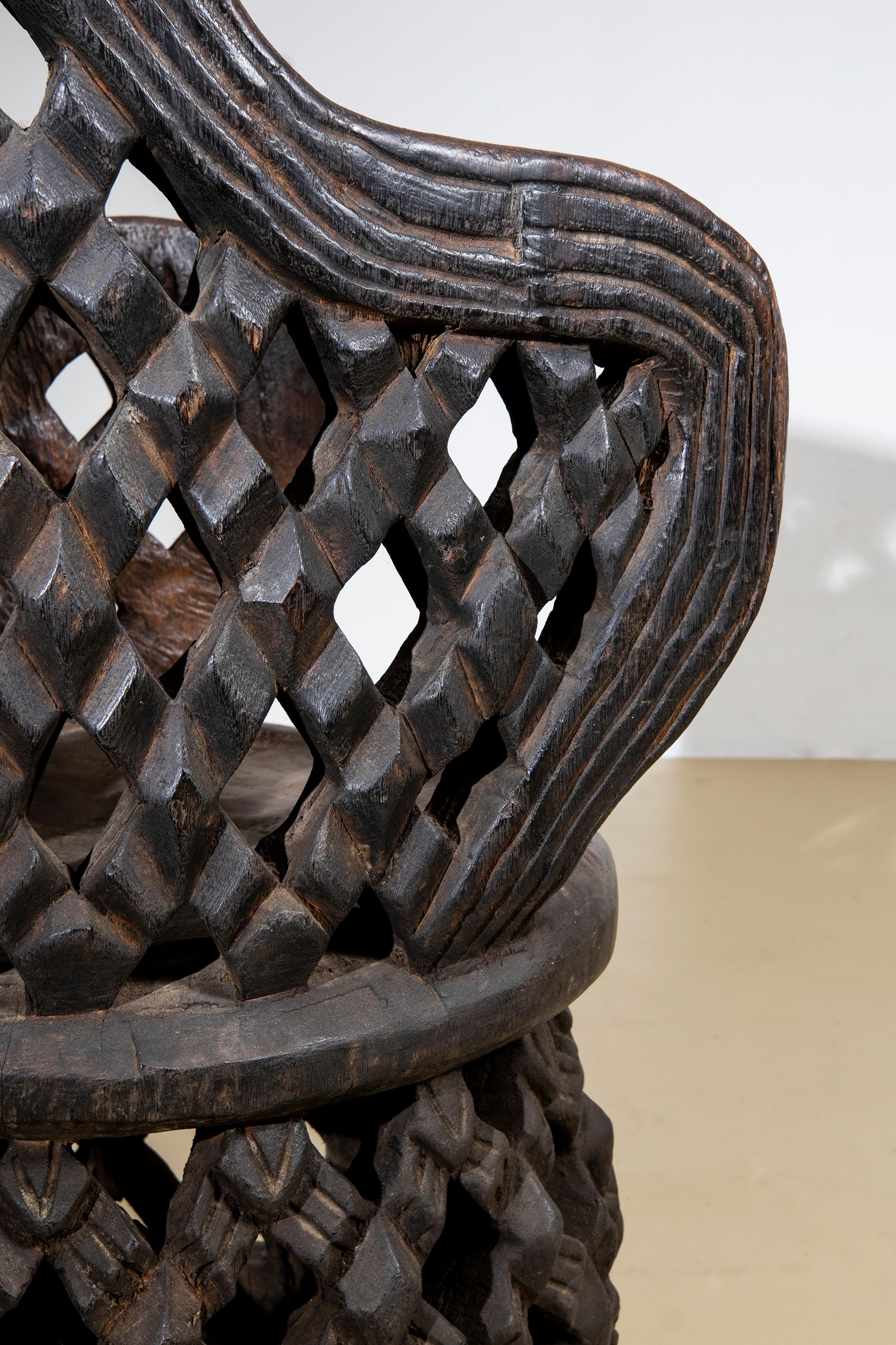Wood 2 African carved thrones, Bamileké For Sale