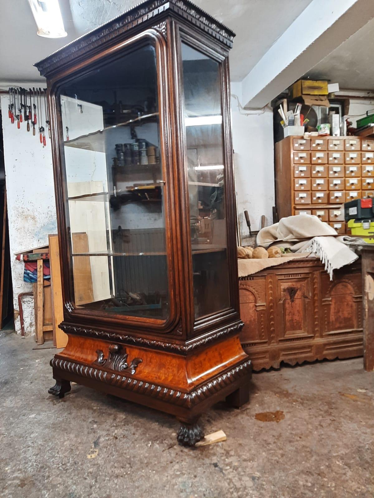 2 ventanas gemelas de estilo neorrenacentista en venta 2