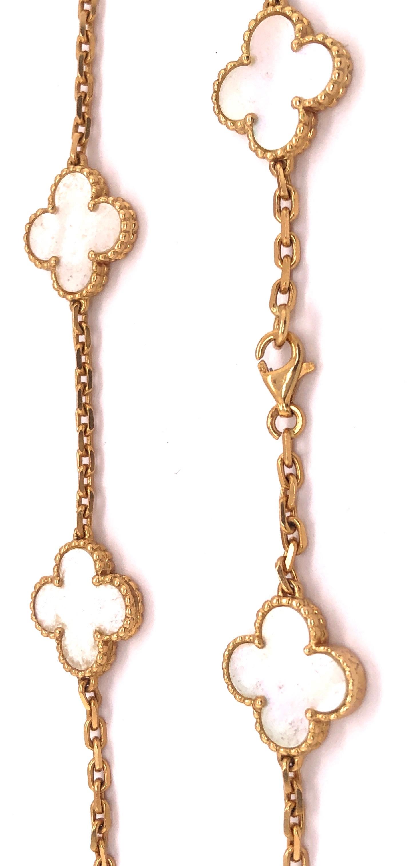 2 Van Cleef & Arpels Colliers Alhambra Vintage en or jaune 18Kt Nacre en vente 8