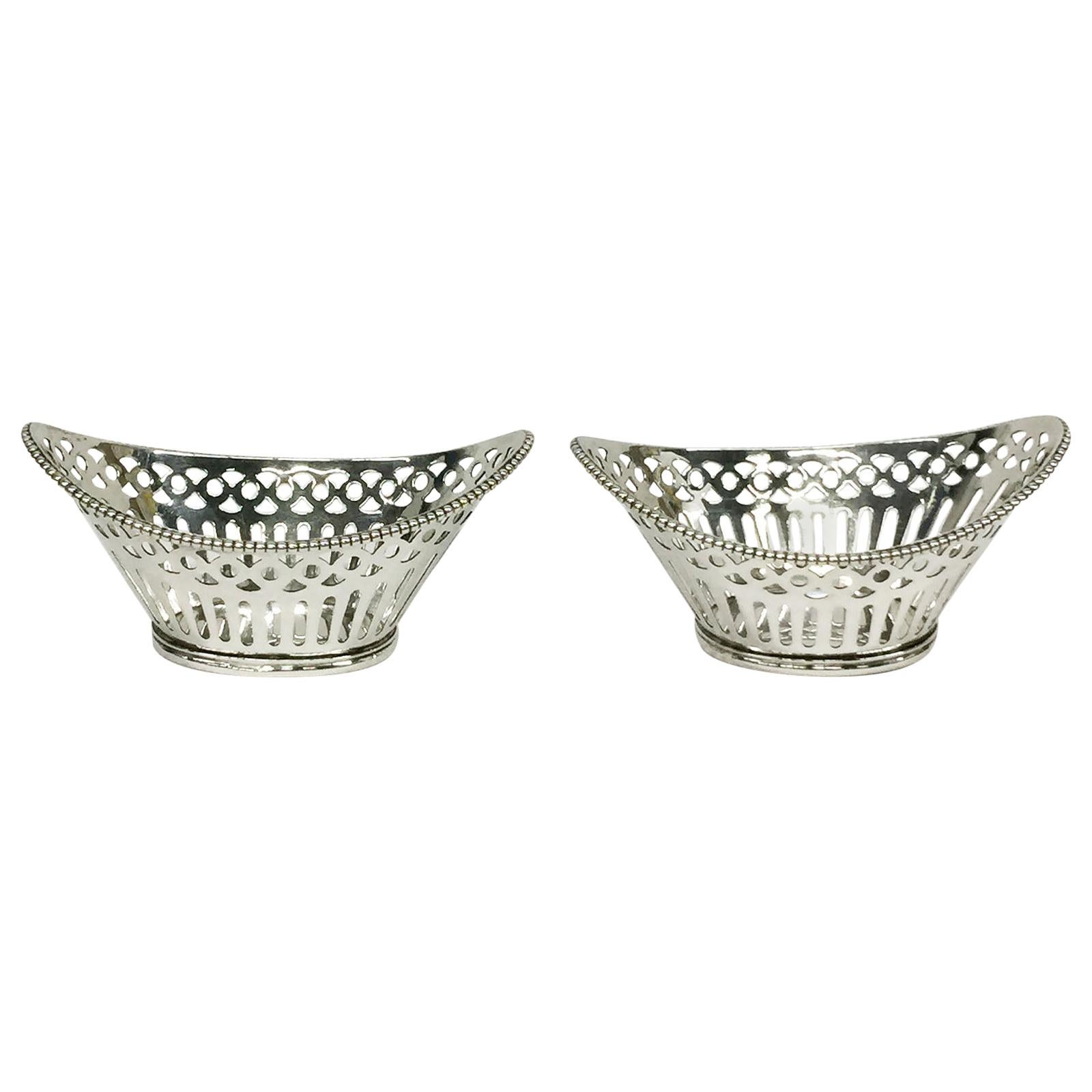 2 Very Small Dutch Silver Bonbon Baskets, Schriek.H, Schoonhoven, 1971