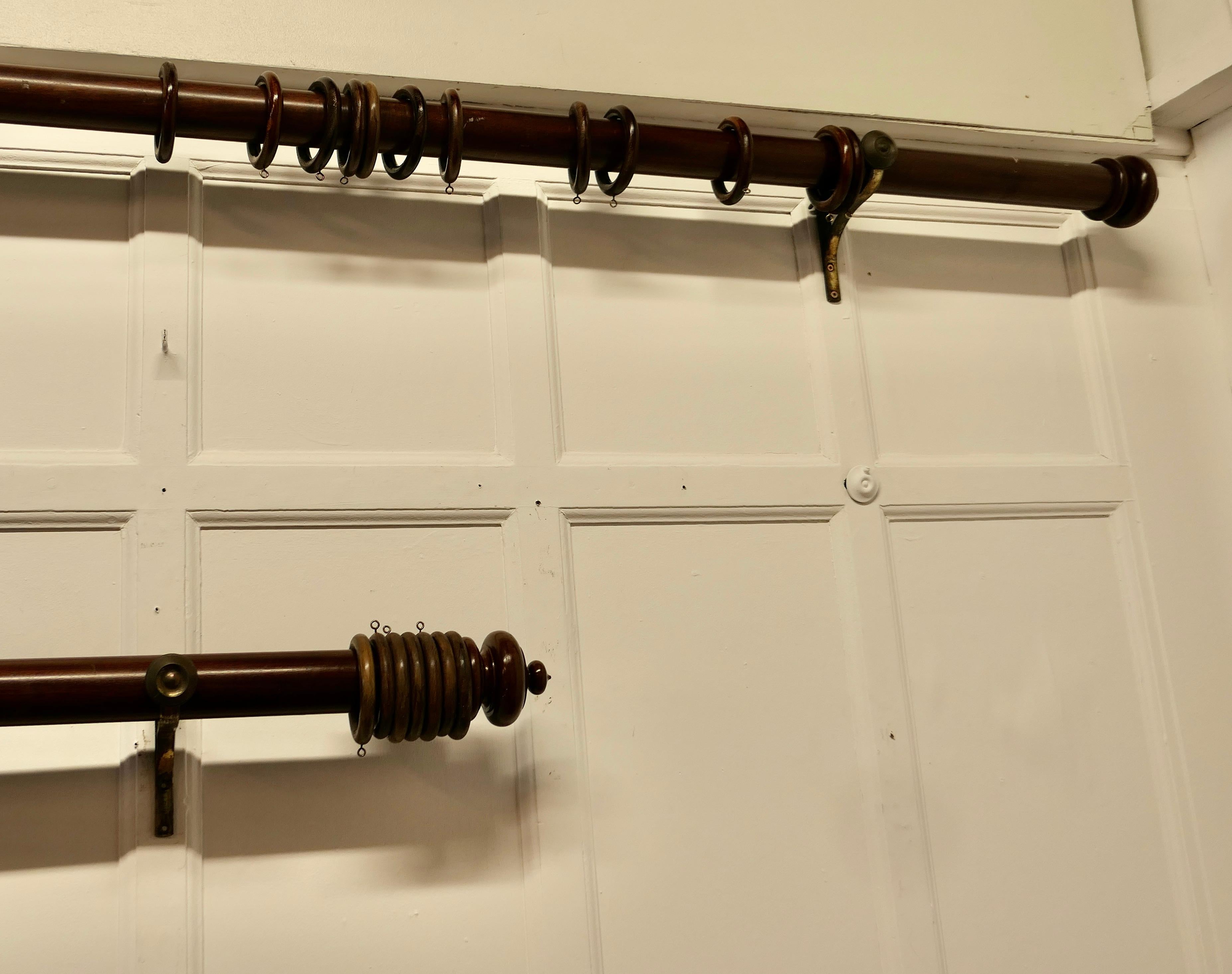 Late 19th Century 2 Victorian Curtain Poles with Rings 2 Matching Poles For Sale