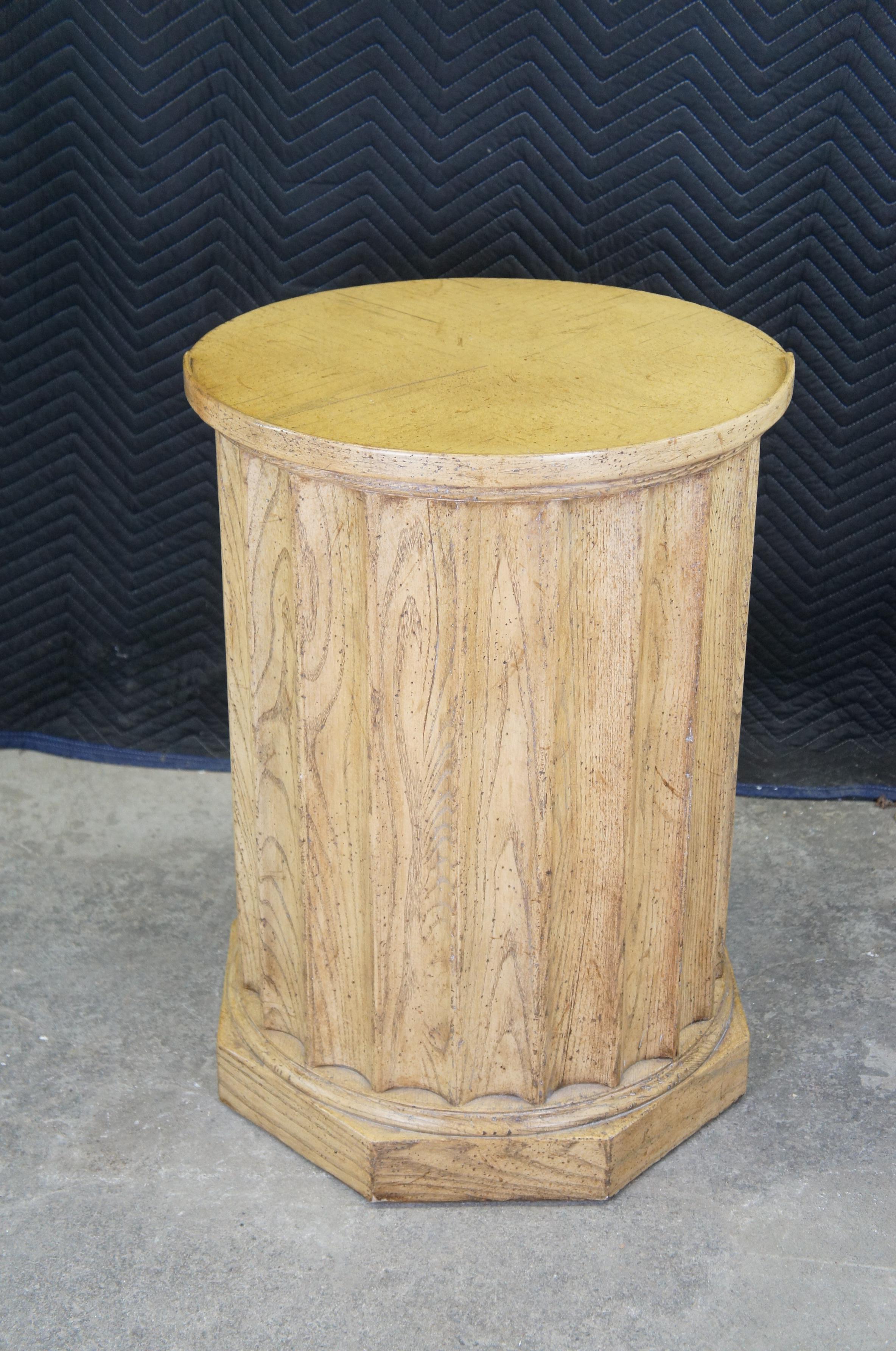 2 Vintage Baker Corinthian Column Scalloped Oak Pedestal Side Tables Cabinets 6