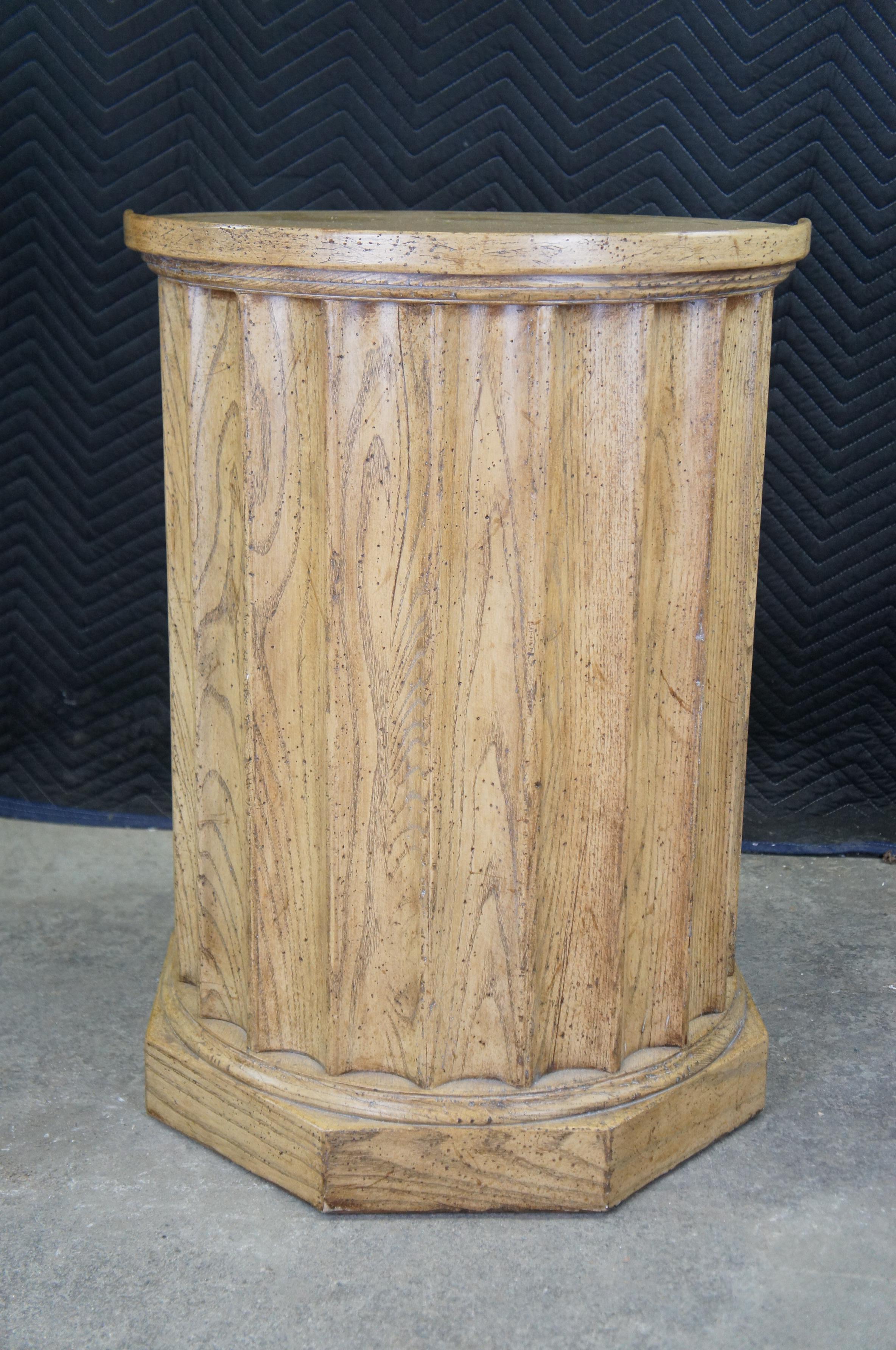 2 Vintage Baker Corinthian Column Scalloped Oak Pedestal Side Tables Cabinets 7