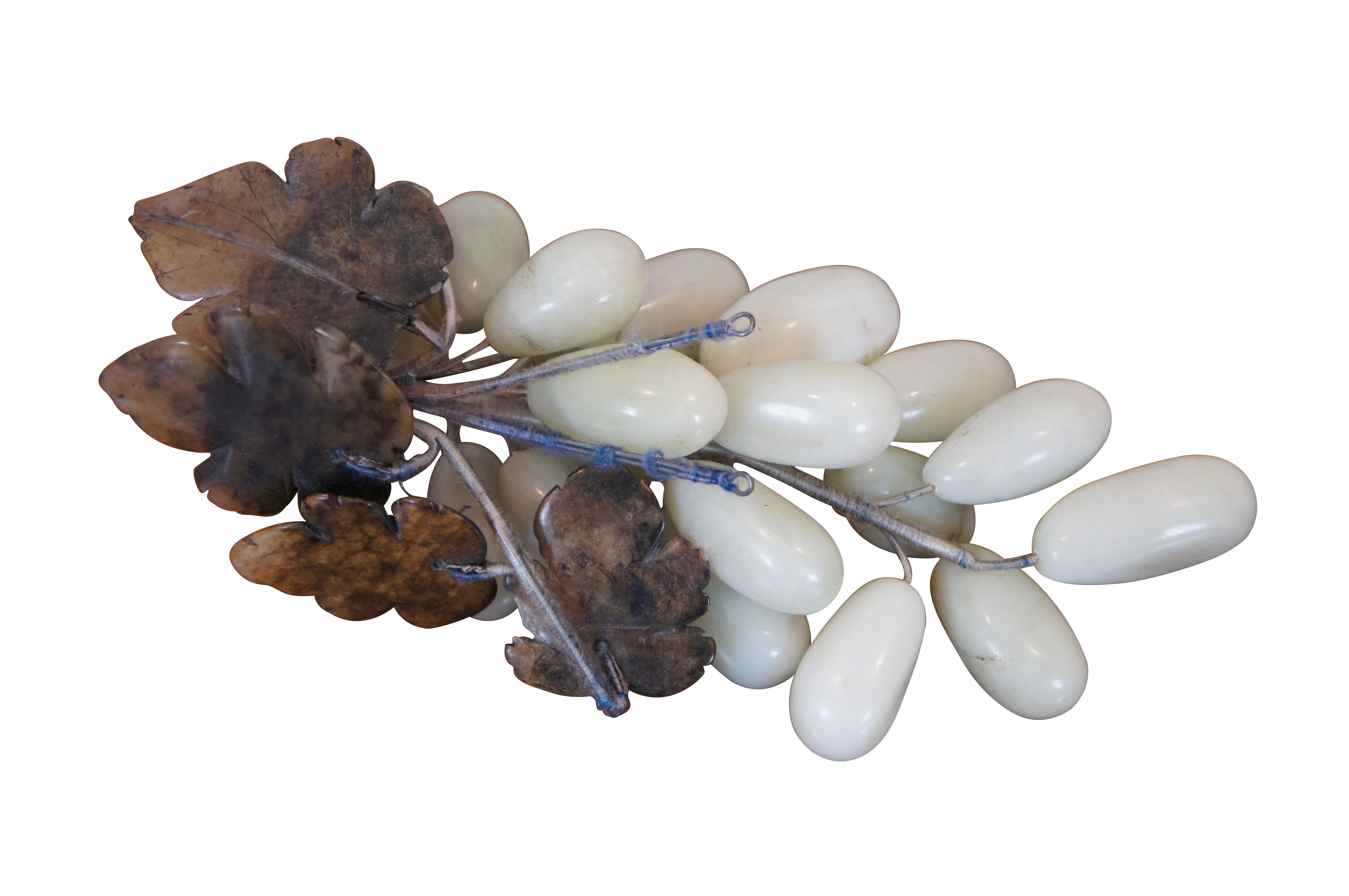 Collier Ancien En Perles De Jade Sculptées - Chine - Perles Rares Style Zhou