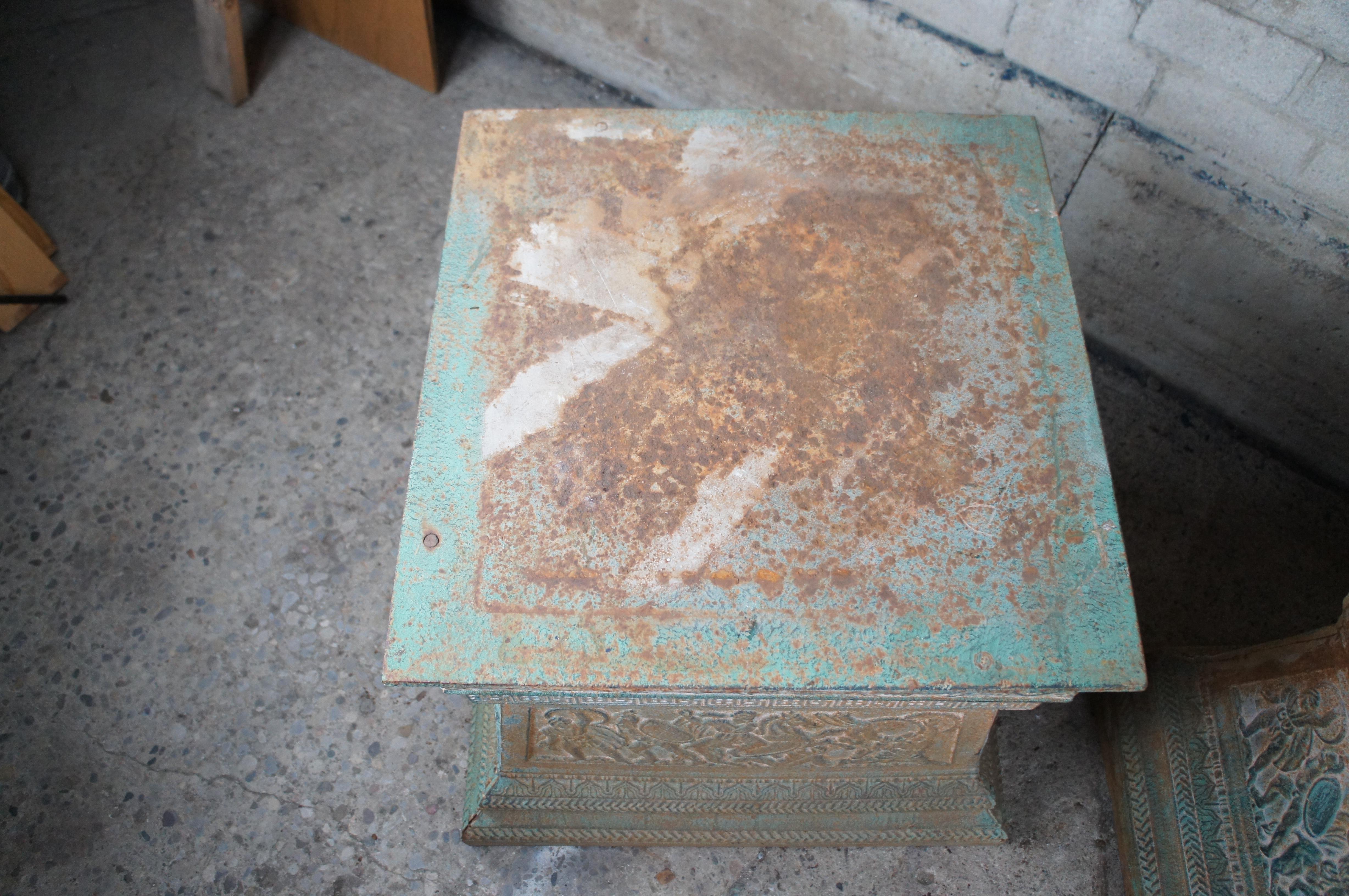2 Piédestaux de jardin en fonte vintage The Pedestal Stand Stand Urn Base Figures 27