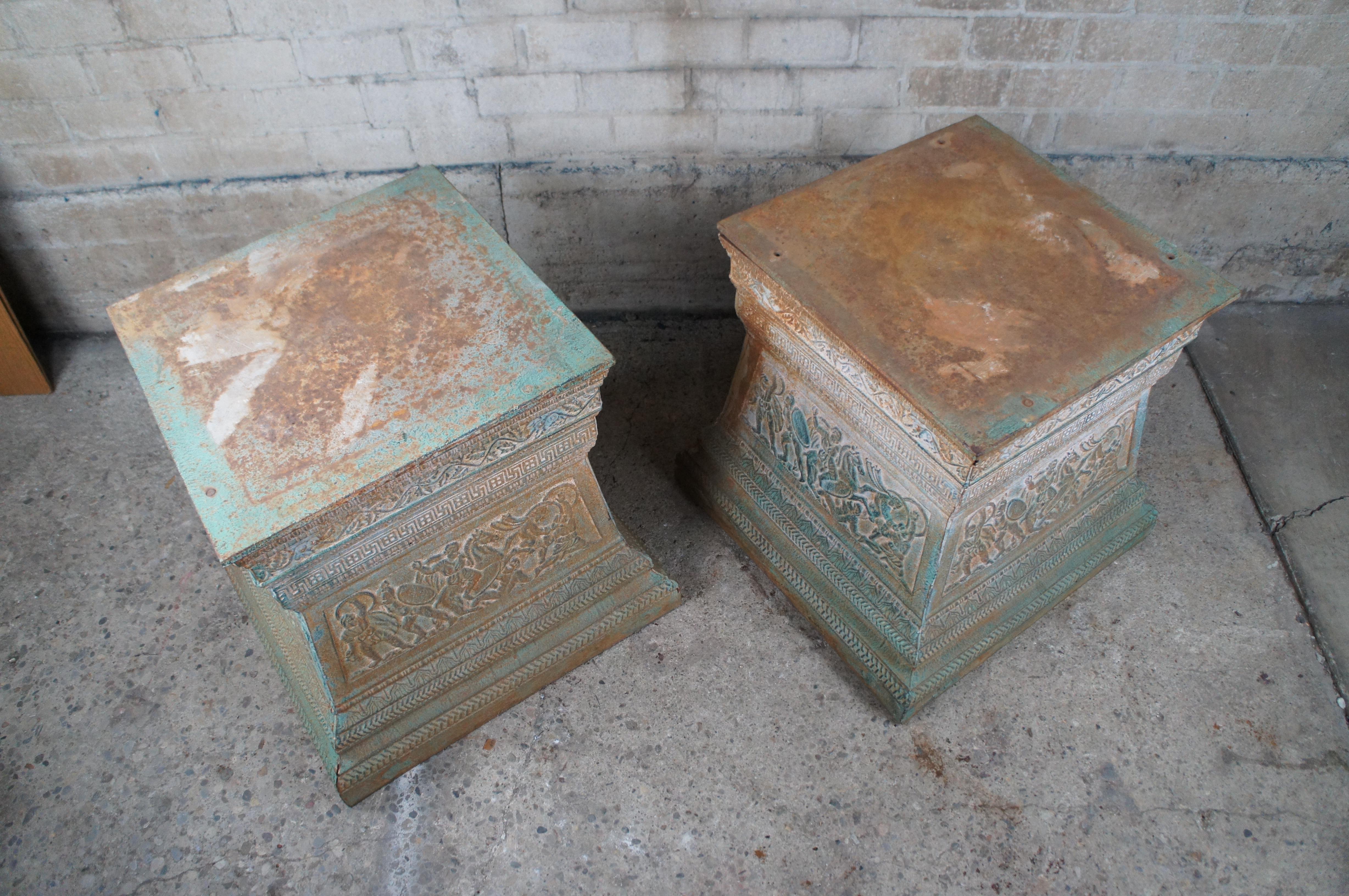 2 Piédestaux de jardin en fonte vintage The Pedestal Stand Stand Urn Base Figures 27