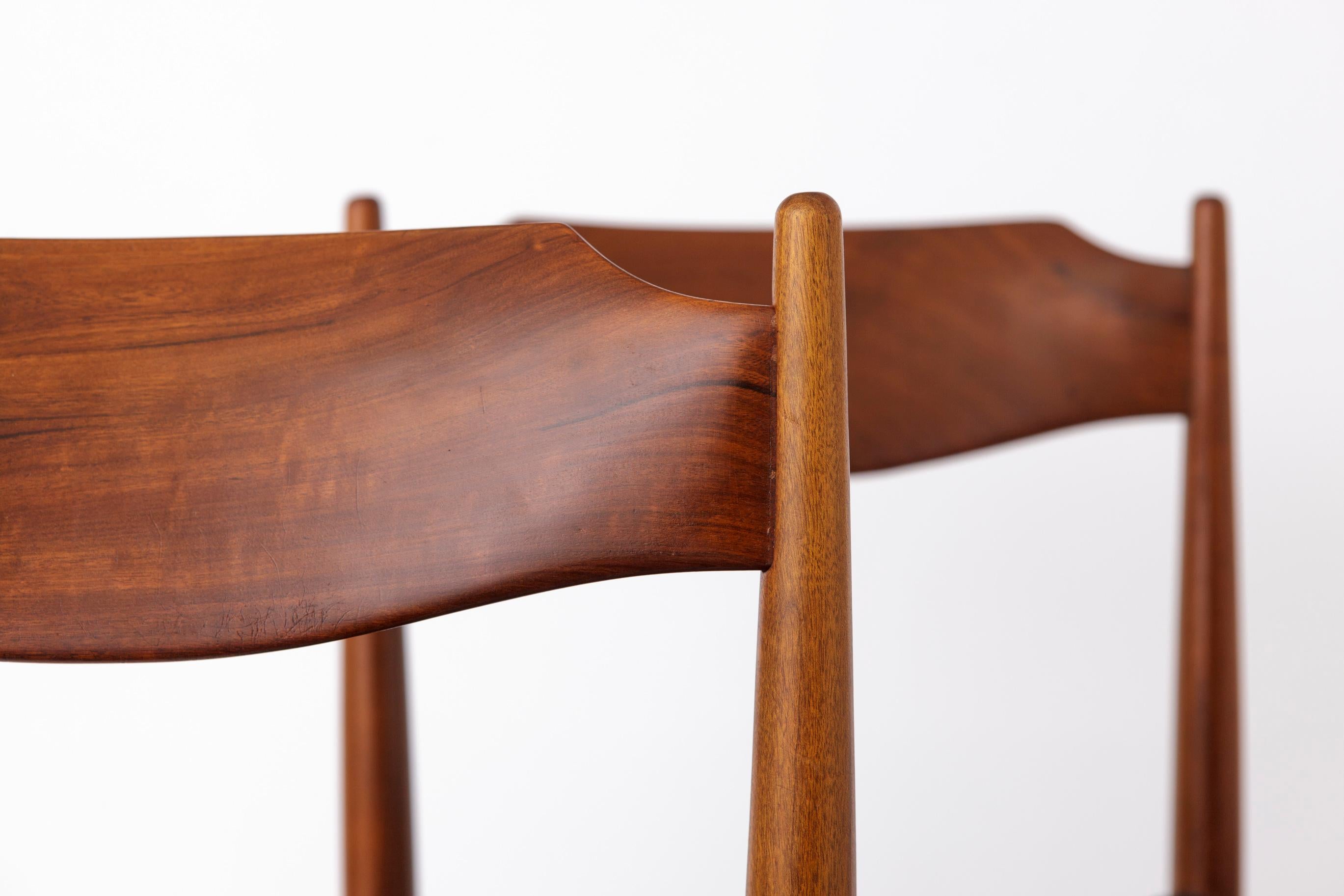 2 Vintage Chairs 1960s - Teak In Good Condition For Sale In Hannover, DE