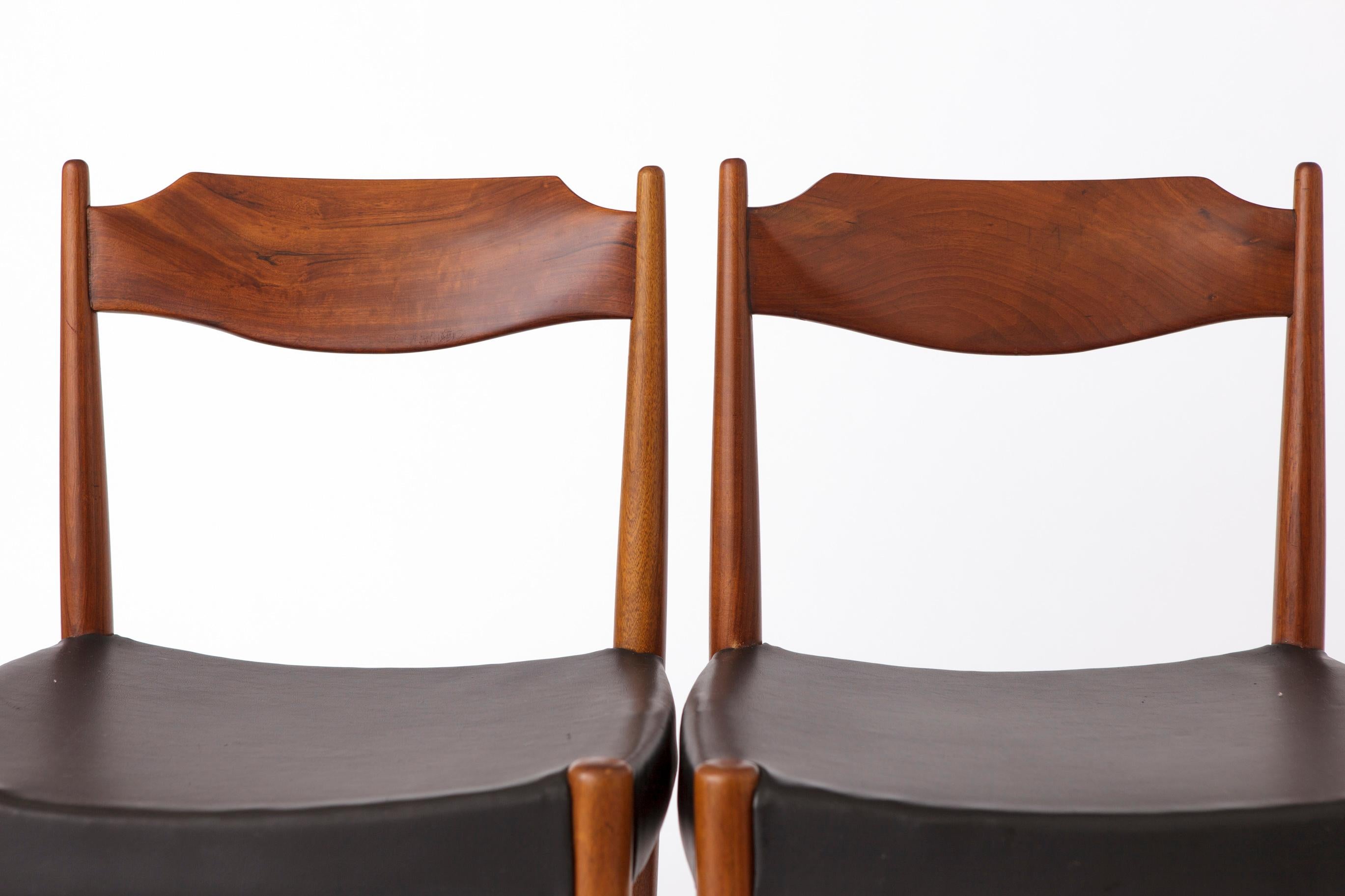 Mid-20th Century 2 Vintage Chairs 1960s - Teak For Sale