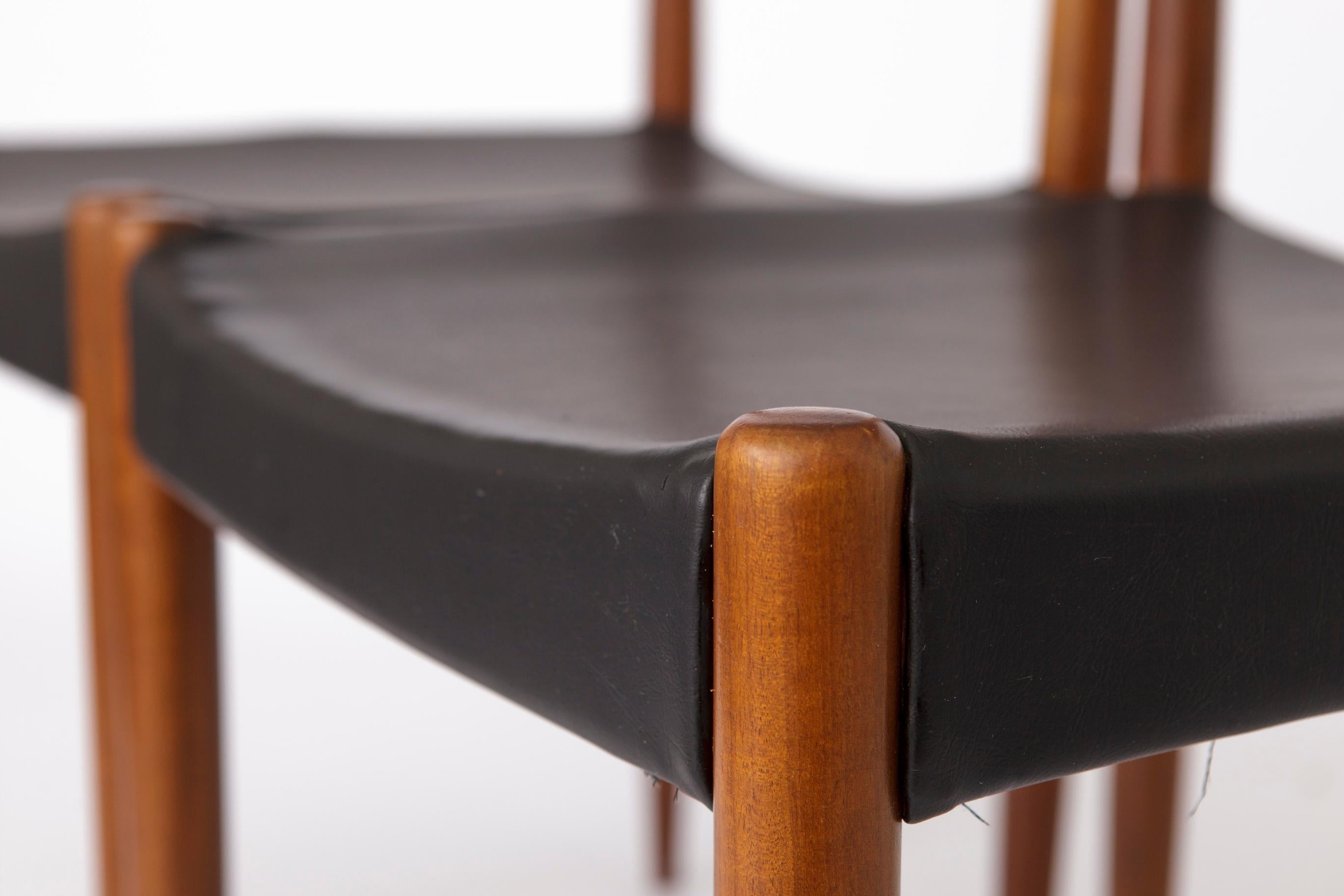 2 Vintage Chairs 1960s - Teak For Sale 1
