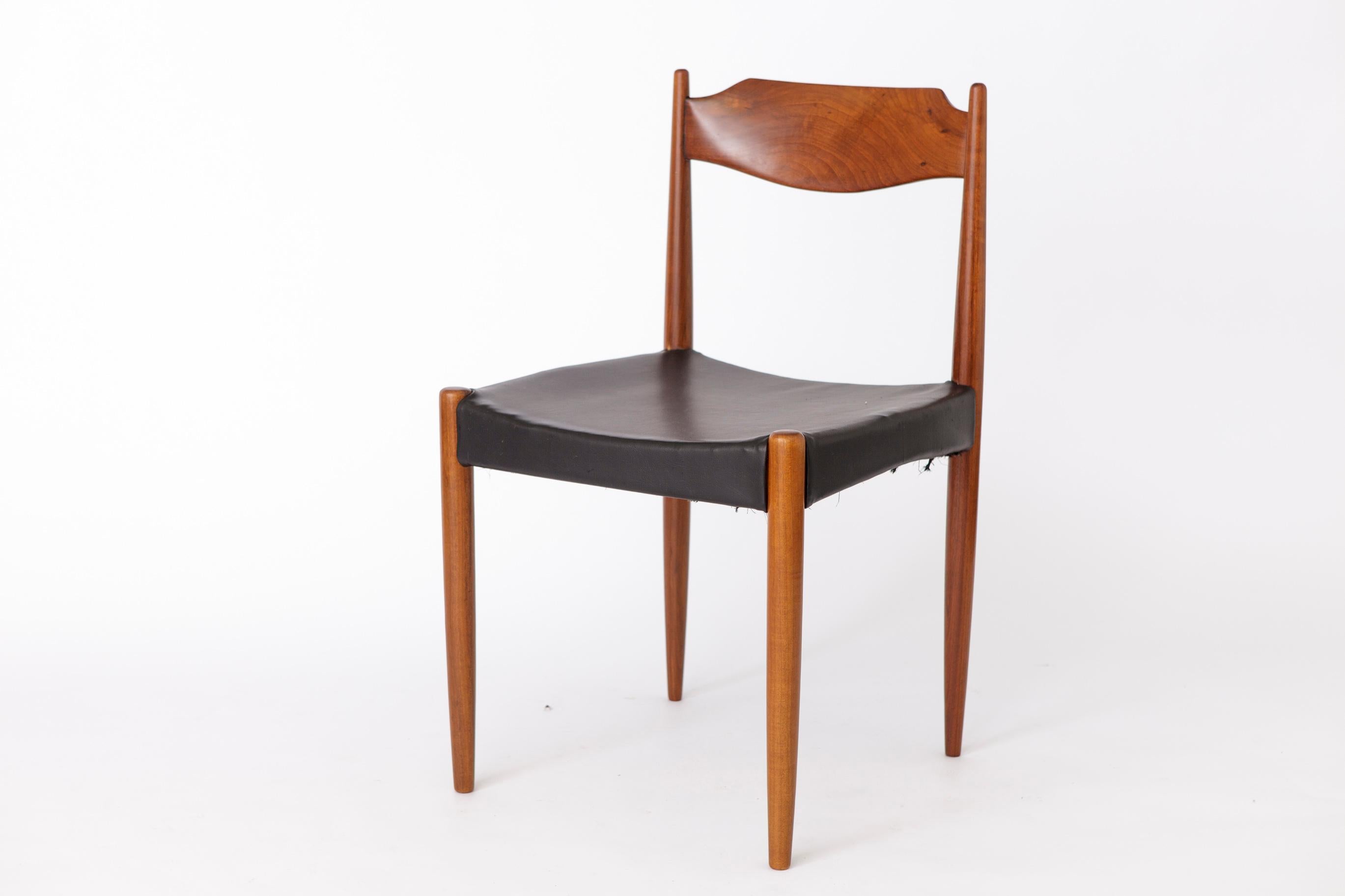 2 Vintage Chairs 1960s - Teak For Sale 3