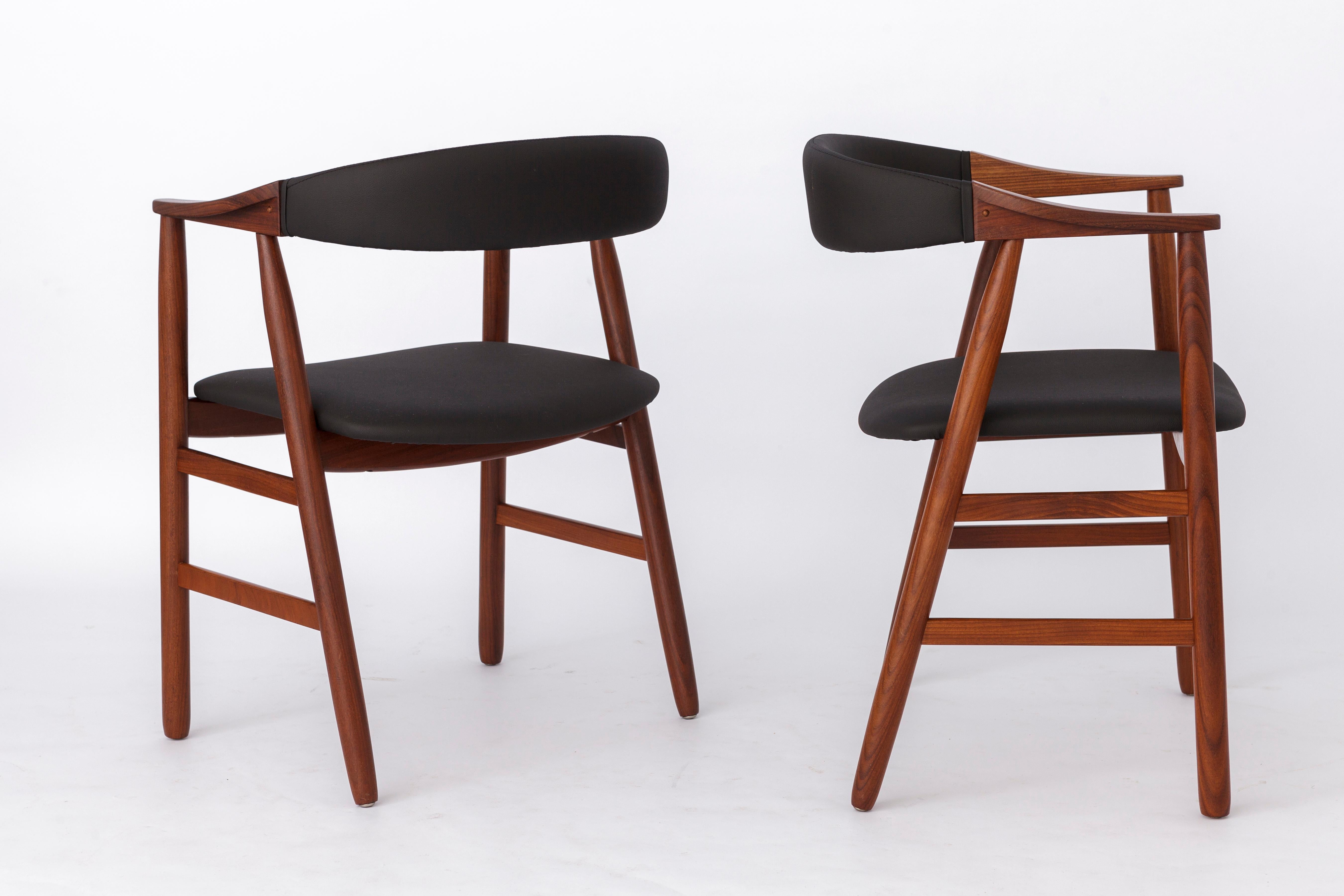 Mid-Century Modern 2 Vintage Chairs by Thomas Harlev, Model 213, Danish, for Farstrup, Teak, 1960s. For Sale