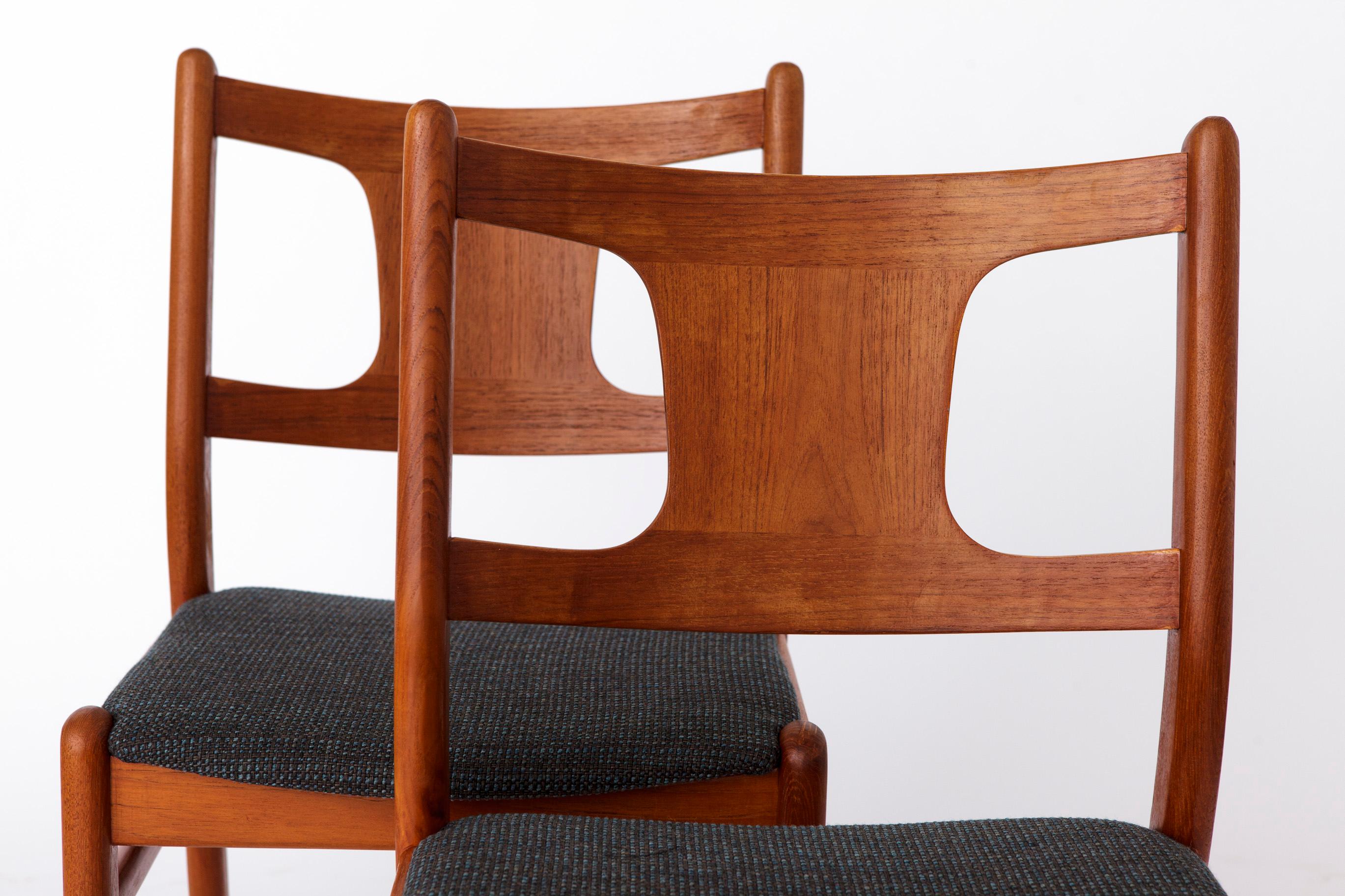2 Vintage Danish Chairs - 1960s Mid-Century Modern Style In Good Condition For Sale In Hannover, DE