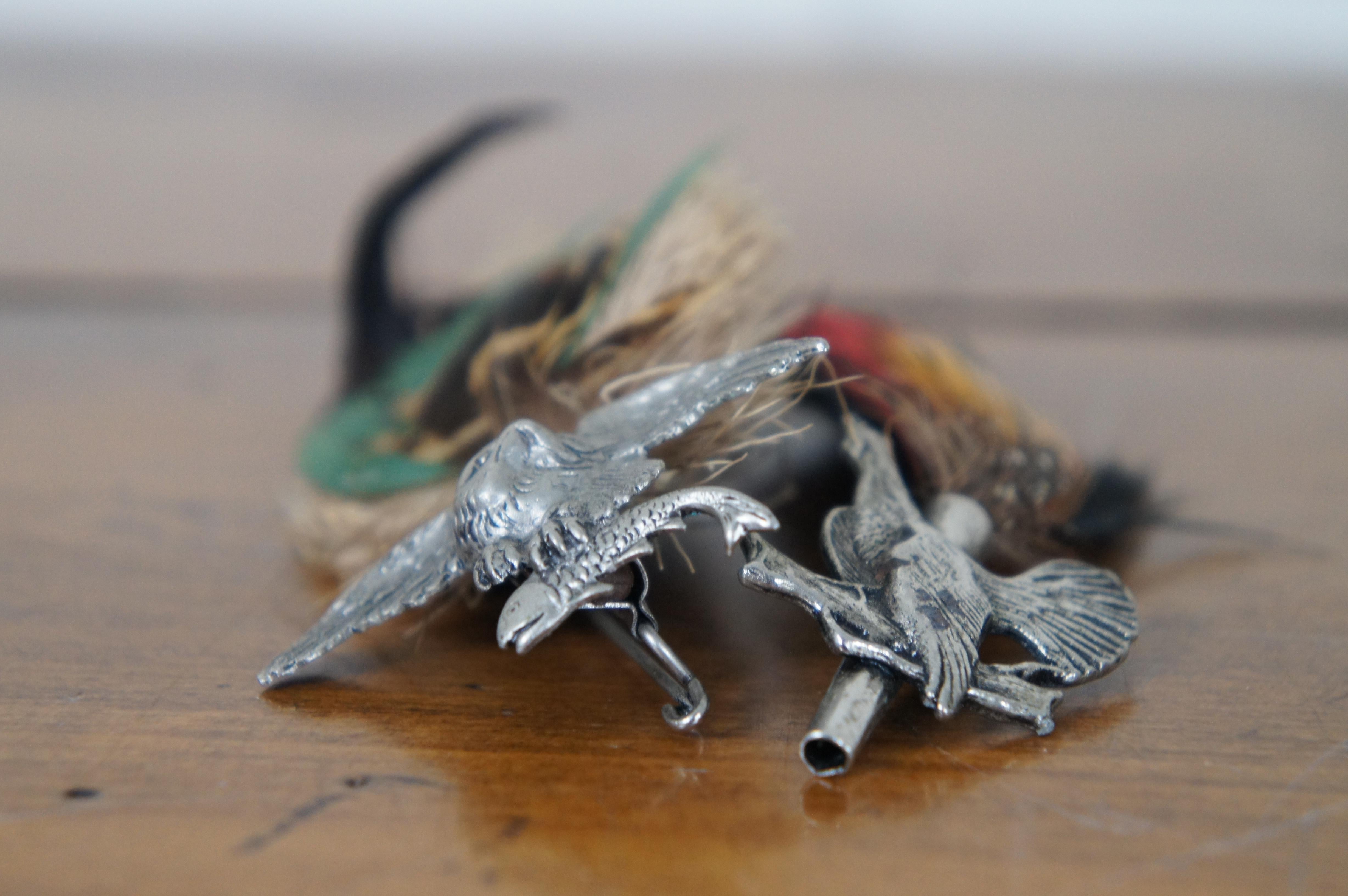 2 Vintage German Jes Geschutzt Hunting Hat Pins Eagle Pheasant Grouse Feather In Good Condition In Dayton, OH