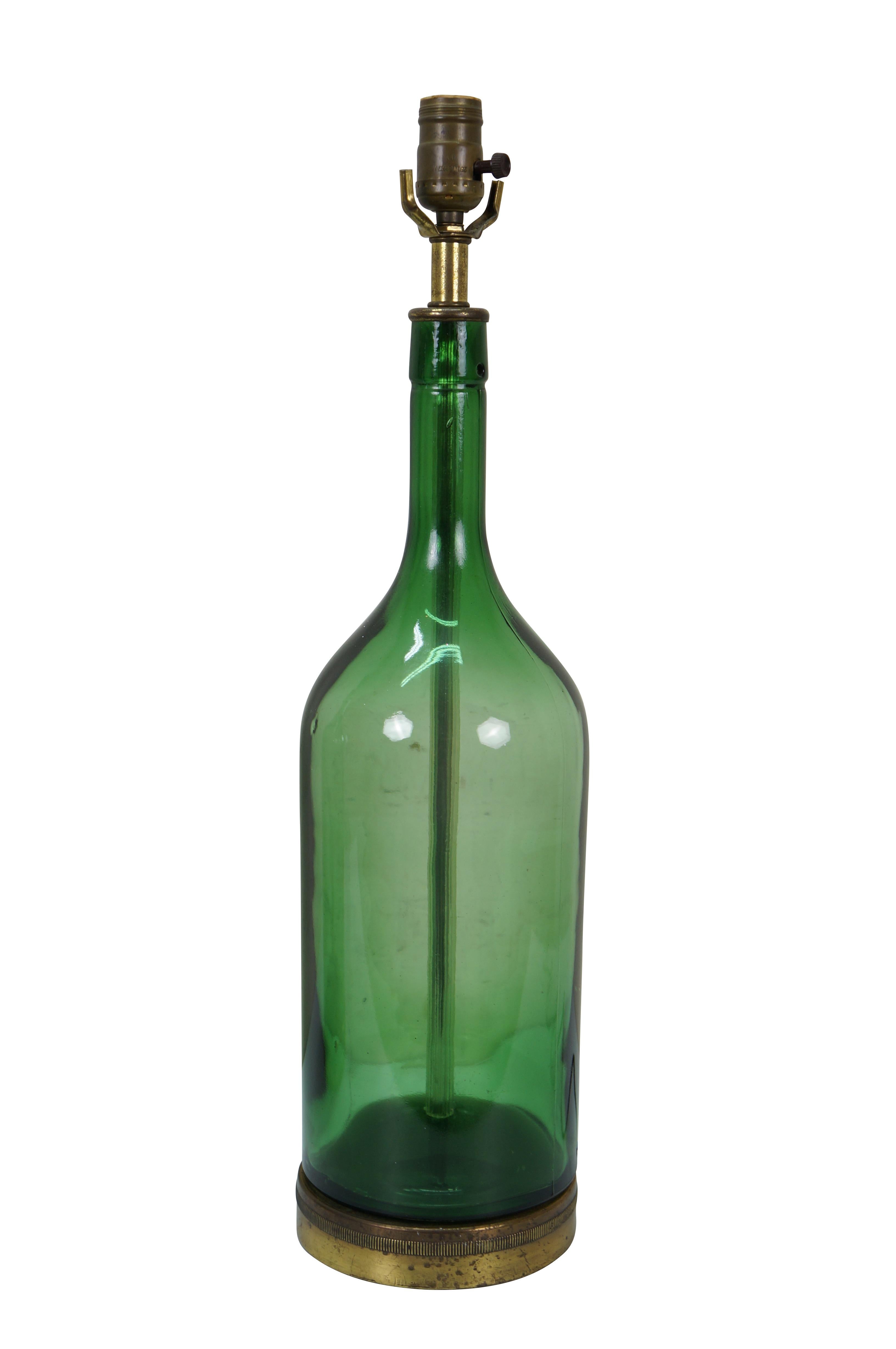 Moderne 2 Paire de lampes de table en verre vert vintage avec bouteille de vin Magnum 24