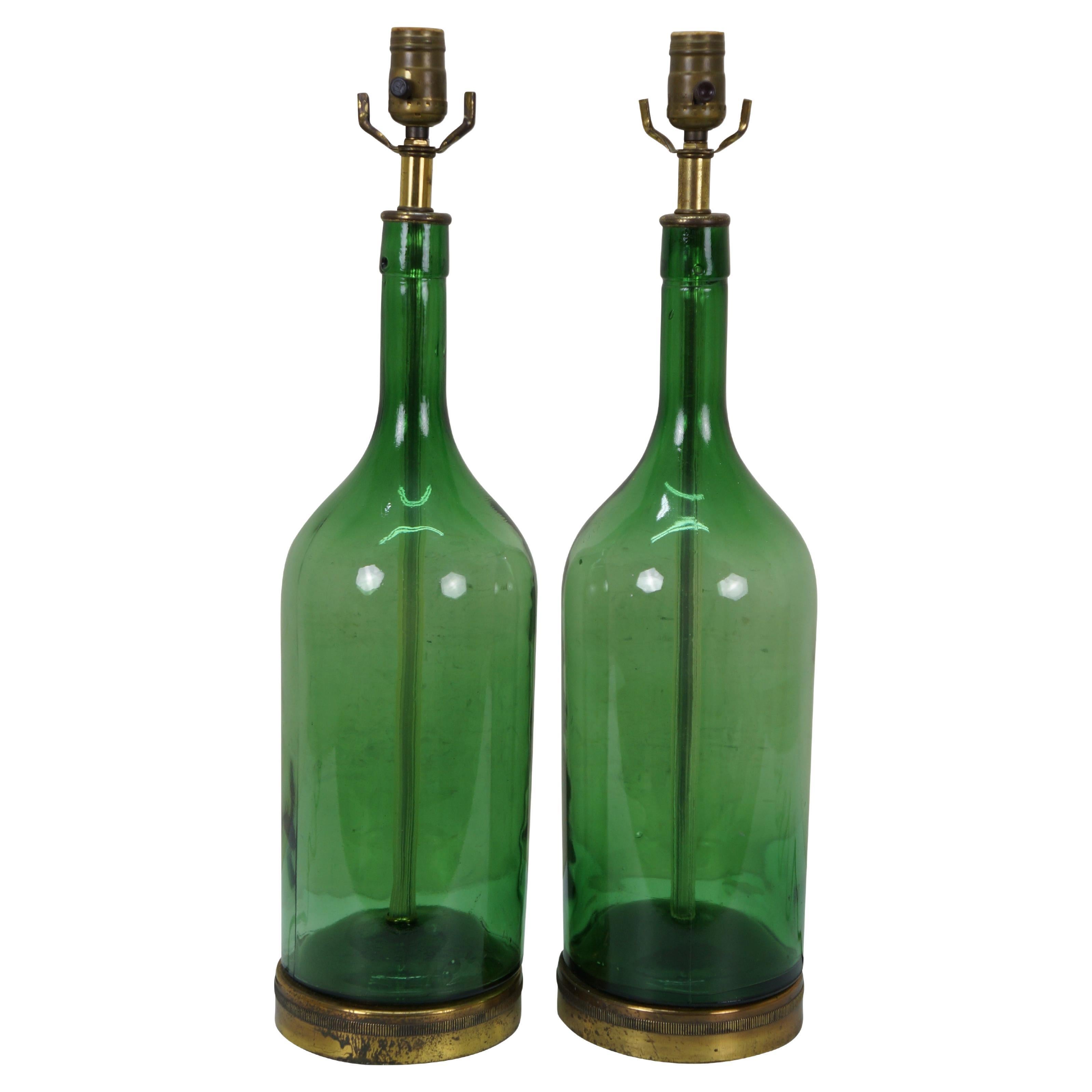 2 Paire de lampes de table en verre vert vintage avec bouteille de vin Magnum 24".