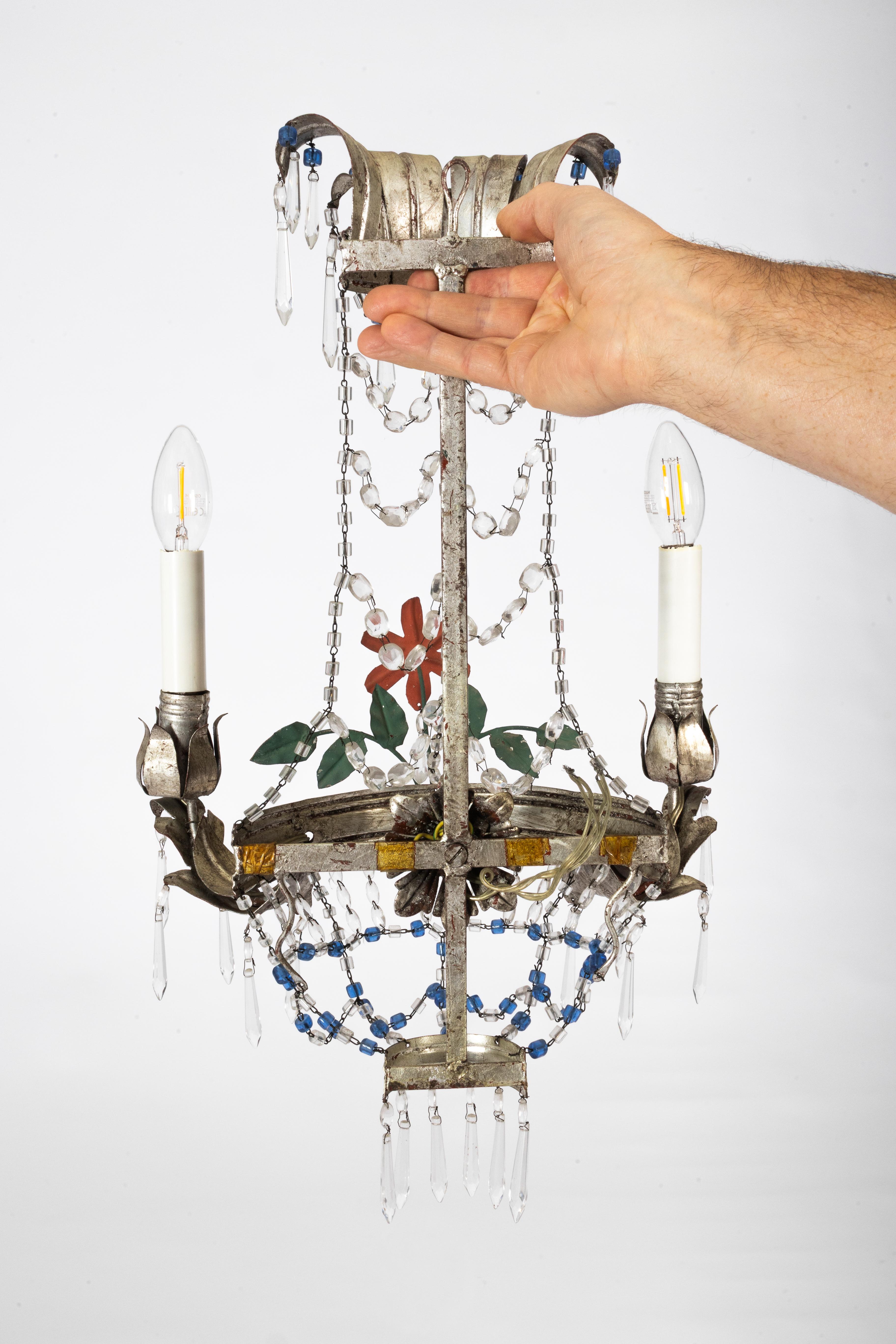 Italiano 2 appliques d'epoca in metallo e vetro, stile Luigi XVI, Banci in vendita