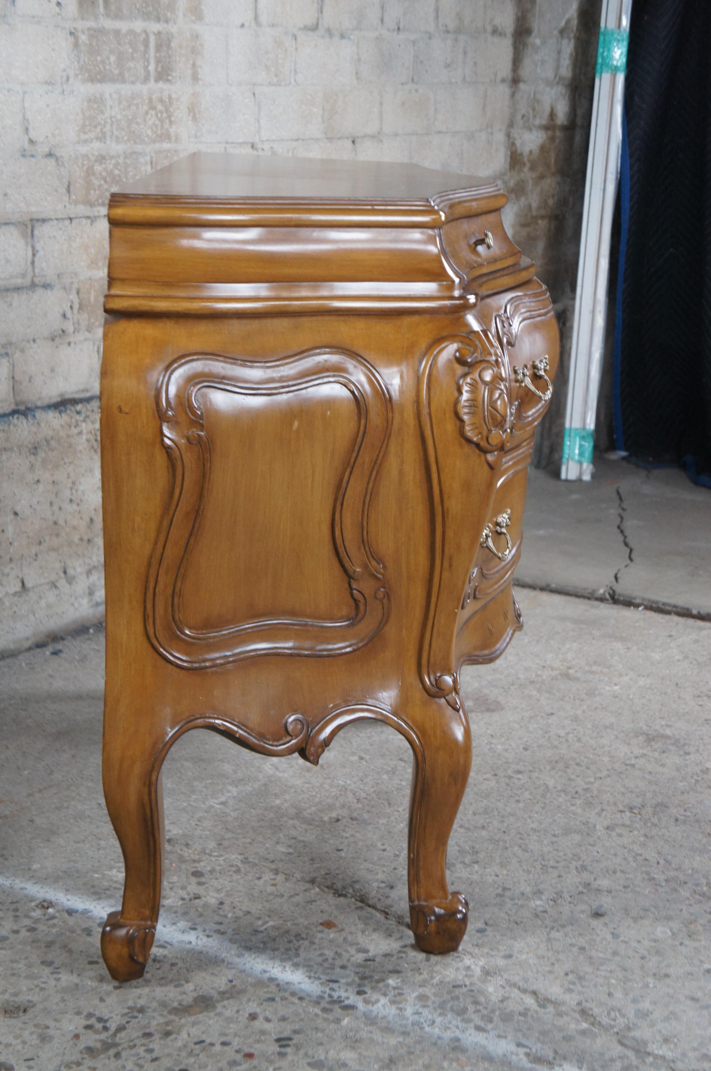 2 Vintage Italian Walnut Serpentine Bow Front Bombe Chests Commodes Nightstands For Sale 5