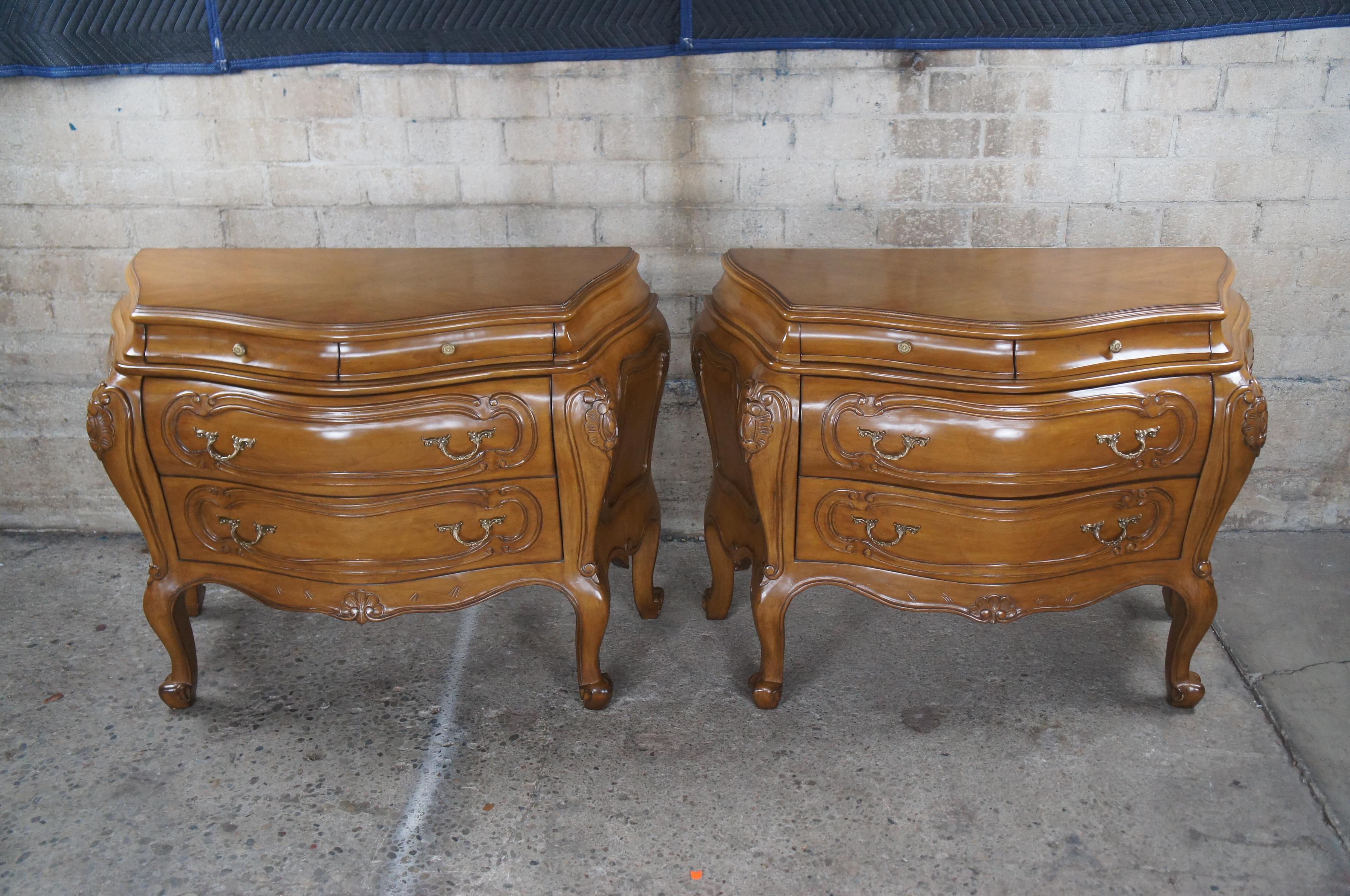 2 Vintage Italian Walnut Serpentine Bow Front Bombe Chests Commodes Nightstands For Sale 7