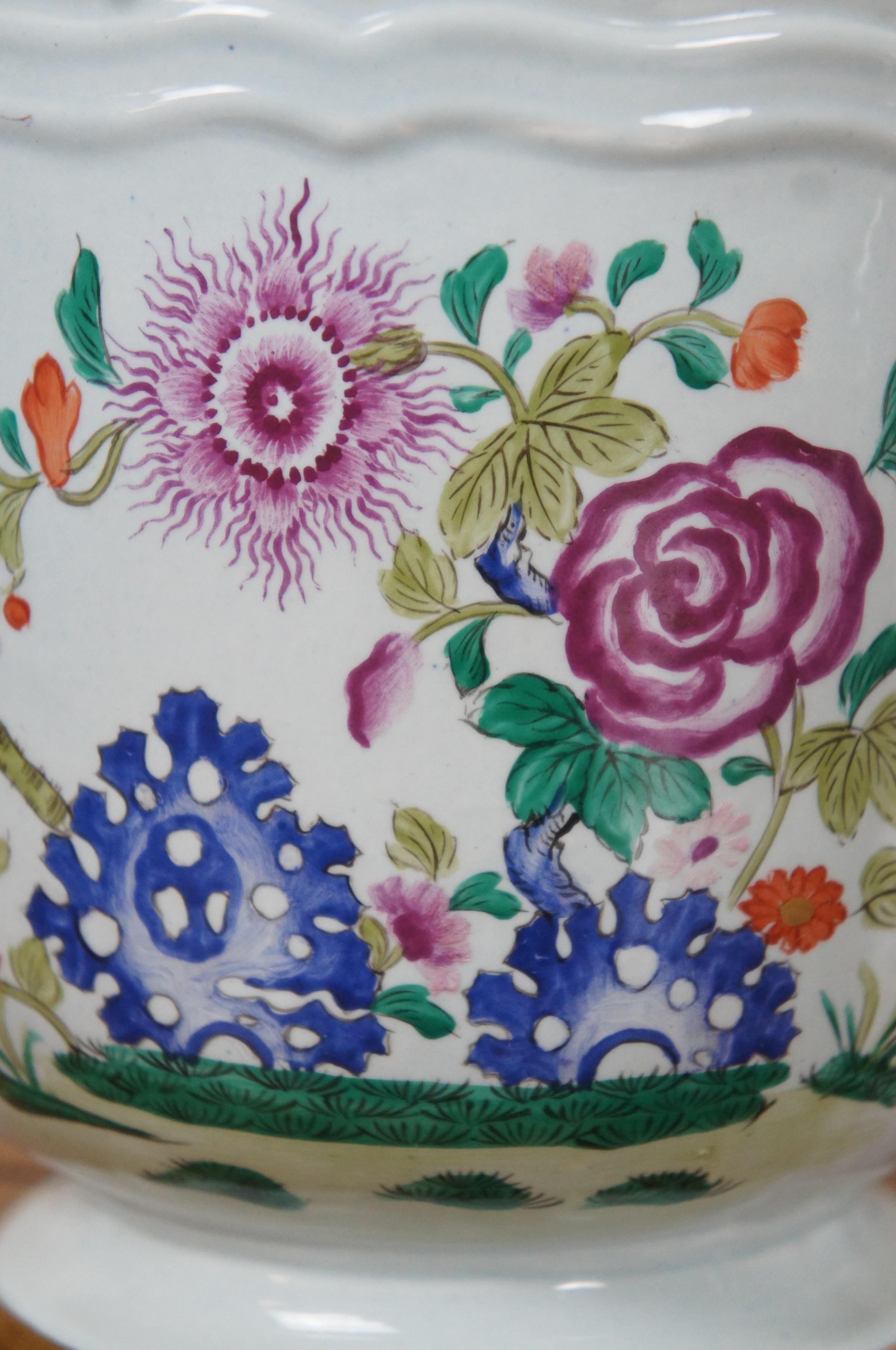 2 Vintage Mottahedeh Lowestoft Reproduction Cachepot Vase Planters 8 po. en vente 3