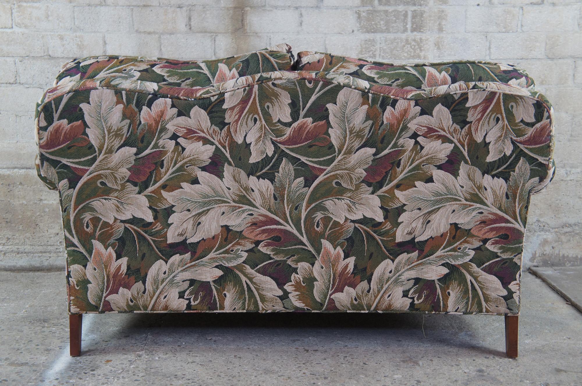 20th Century 2 Vintage Pearson Furniture Camelback Loveseats Settee Sofa Couch Floral Pair