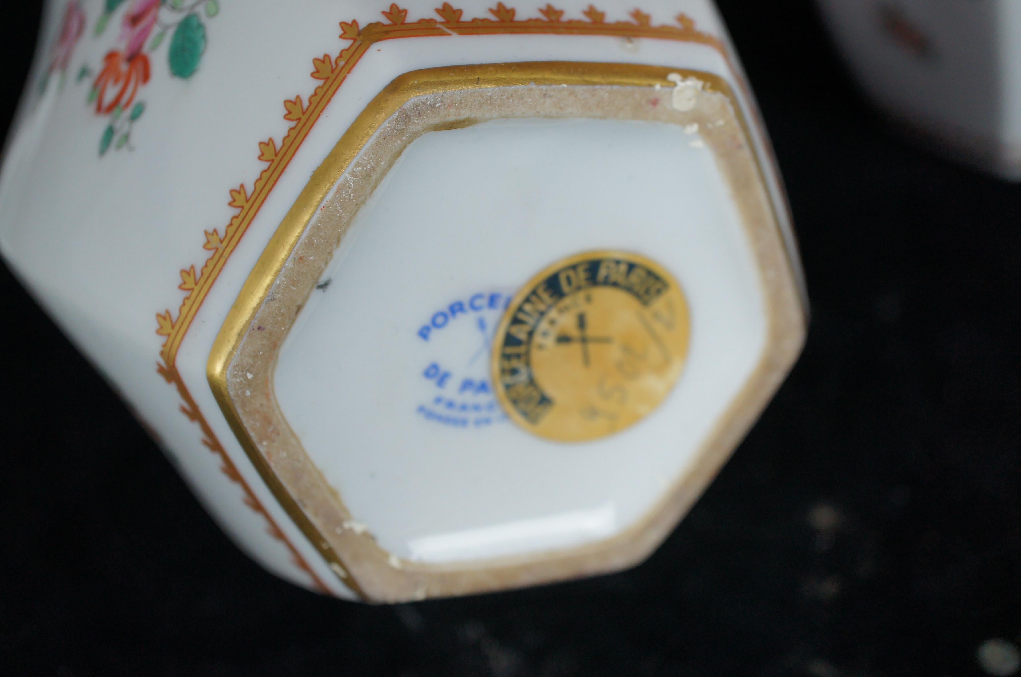 2 Vintage Porcelaine De Paris Lidded Coat of Arms Mantel Urn Crest Shield France 3