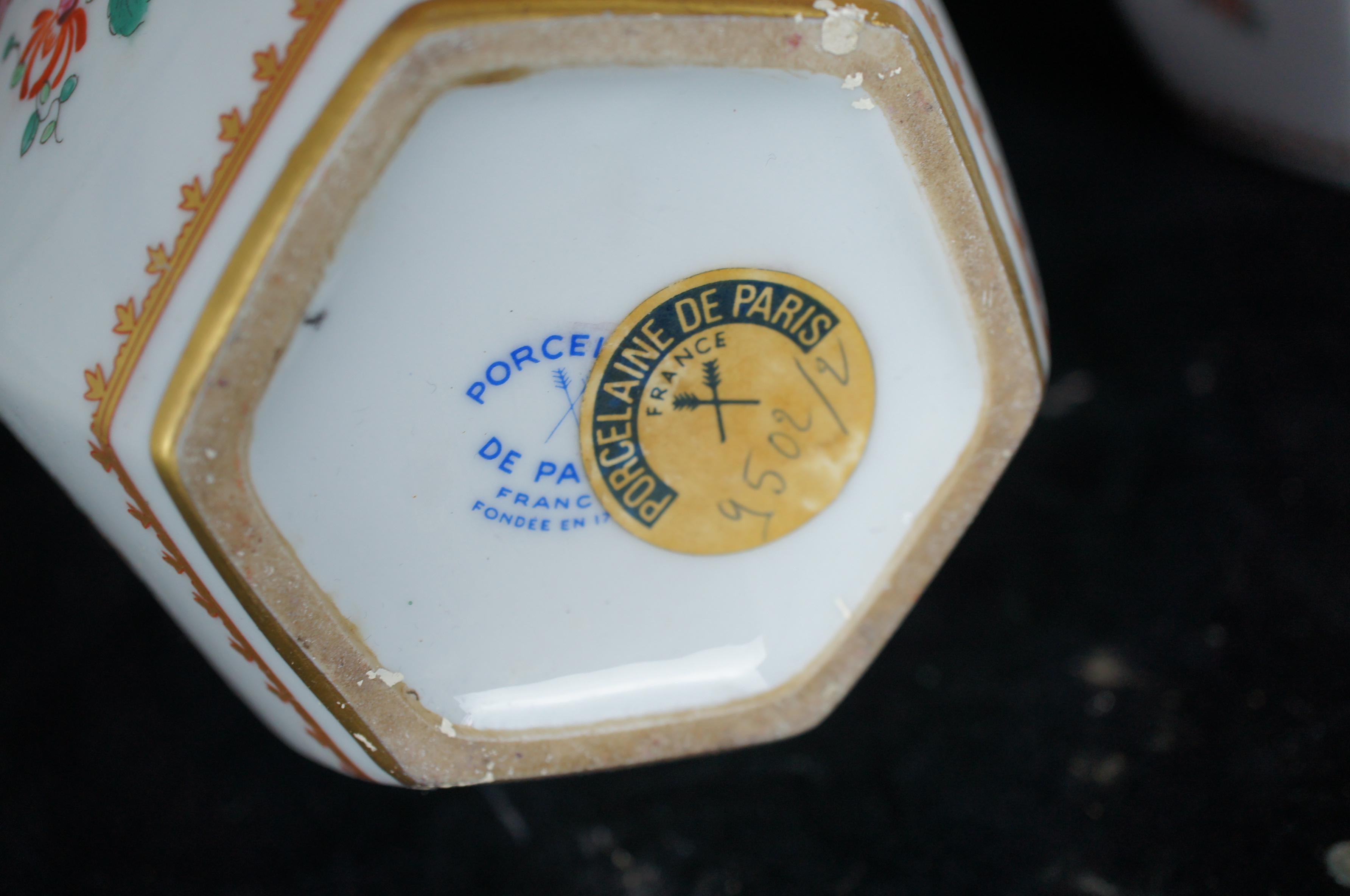 2 Vintage Porcelaine De Paris Lidded Coat of Arms Mantel Urn Crest Shield France 4