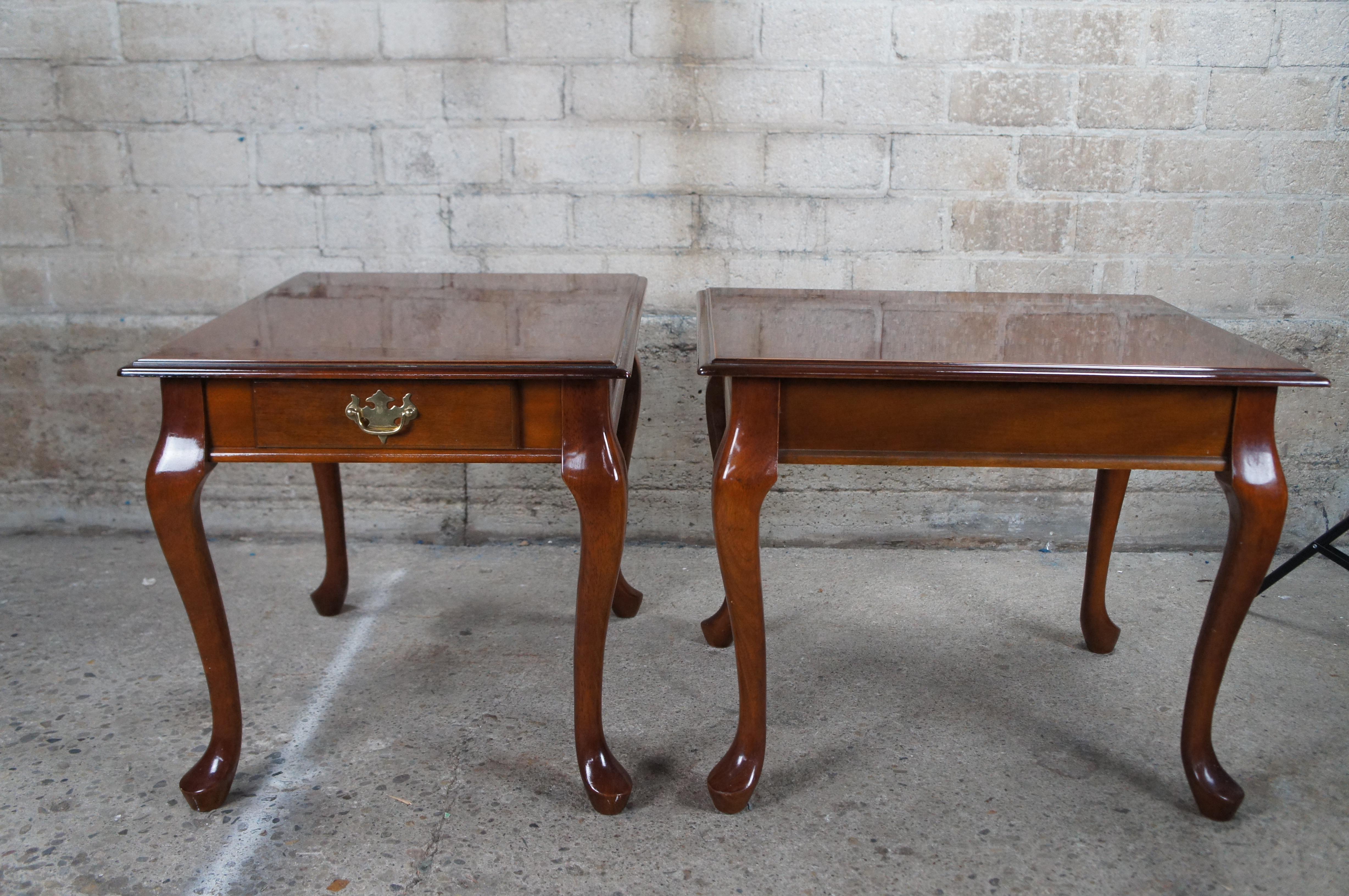 2 Vintage Queen Anne Cherry Side End Accent Nightstand Tables 26