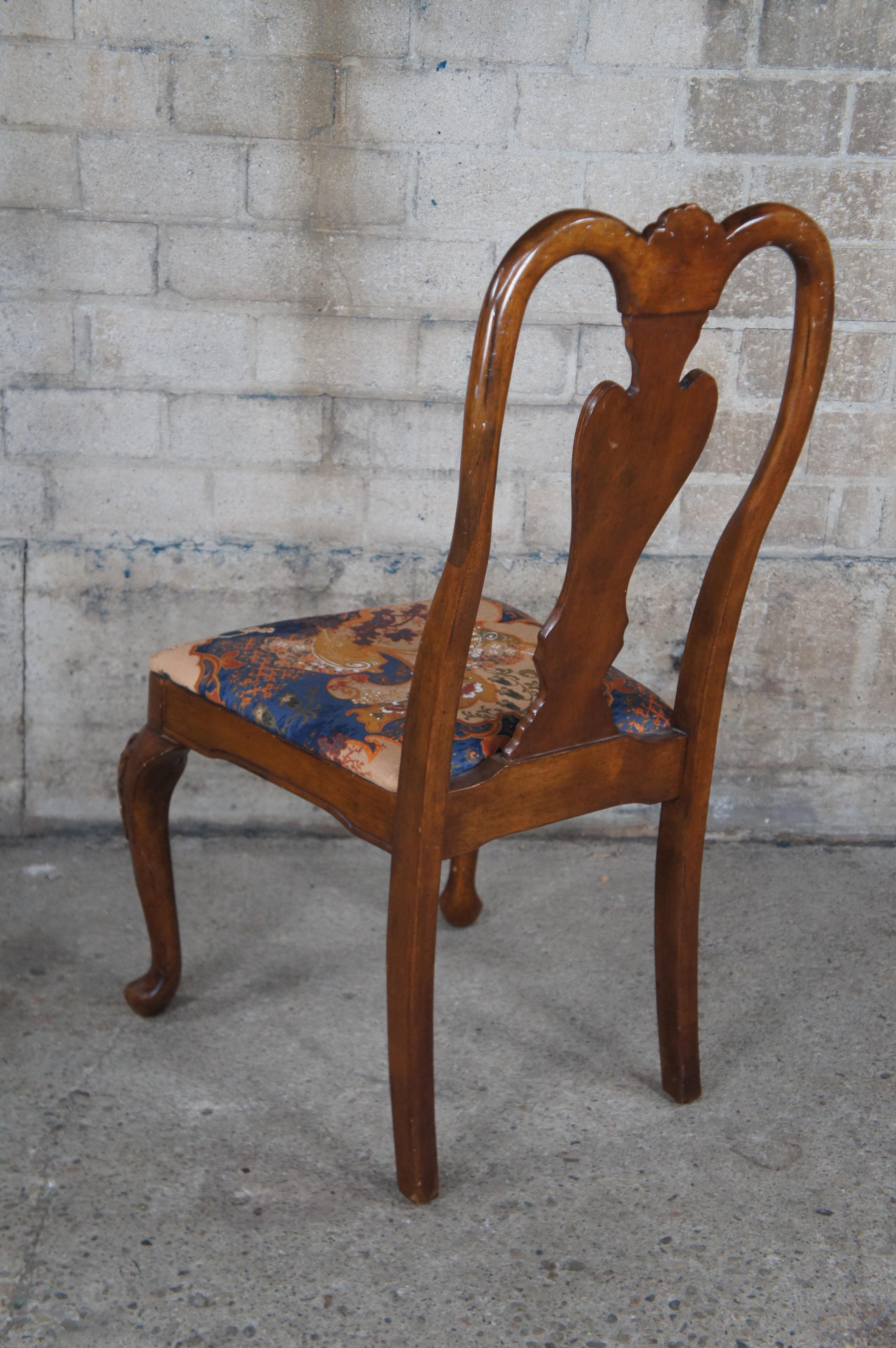 2 Vintage Queen Anne Mahogany Dining Side Chairs Chinoiserie Silk Fabric Pair For Sale 5