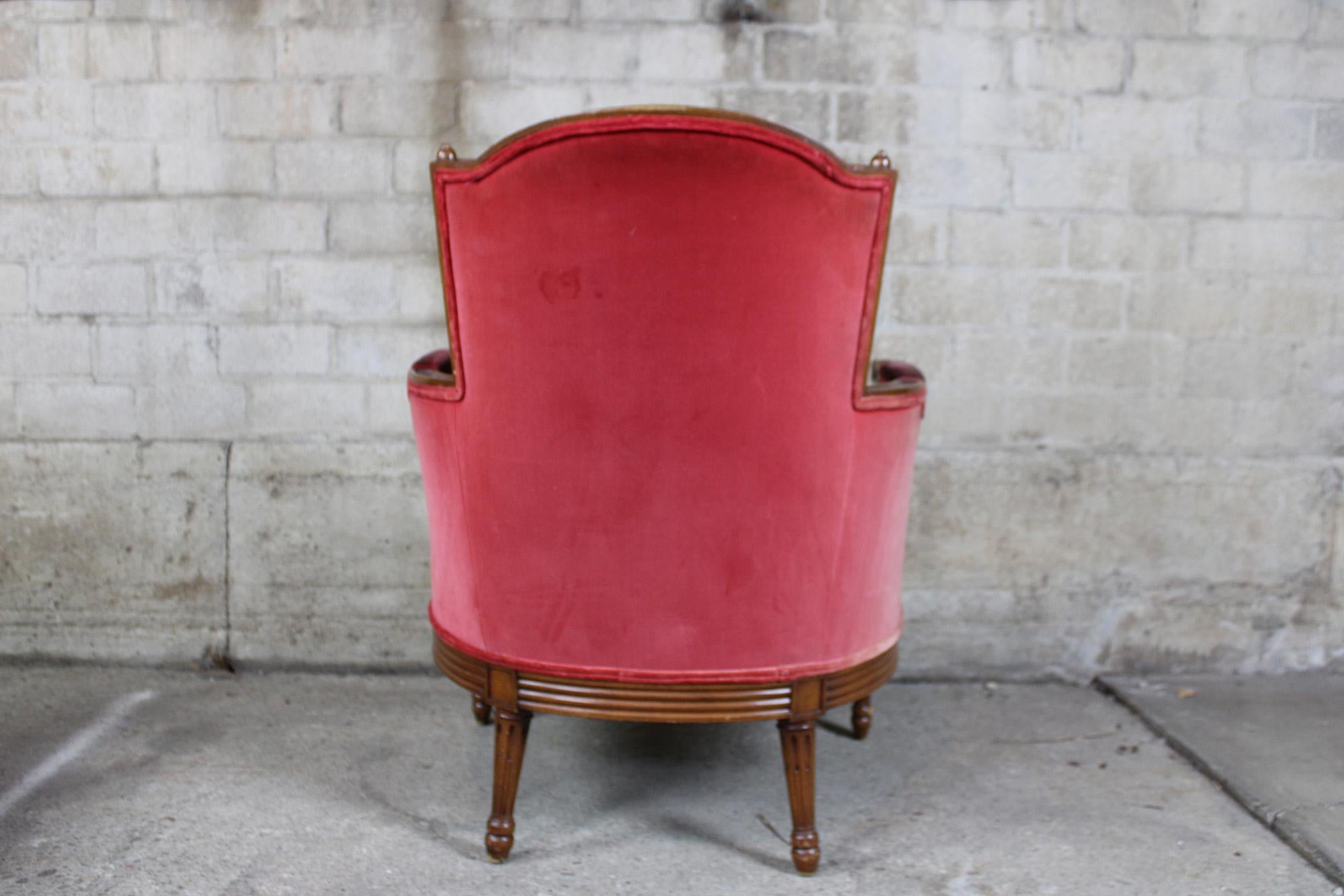 vintage accent chairs with arms