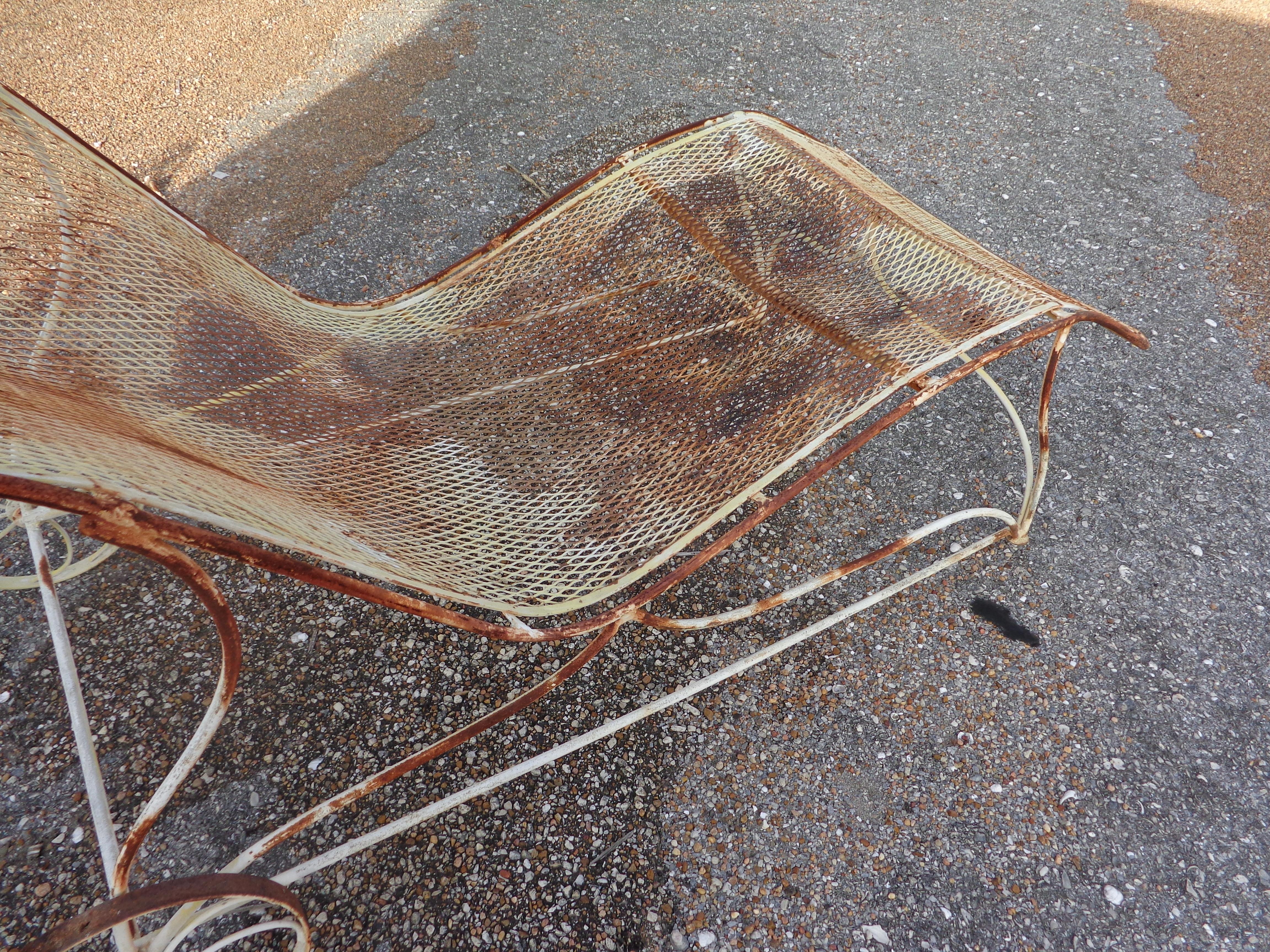 2 Vintage Russel Woodard Patio Chaises 1